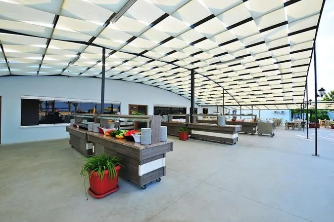 Restaurant/places to eat in Afytos Akcay Tatil Koyu