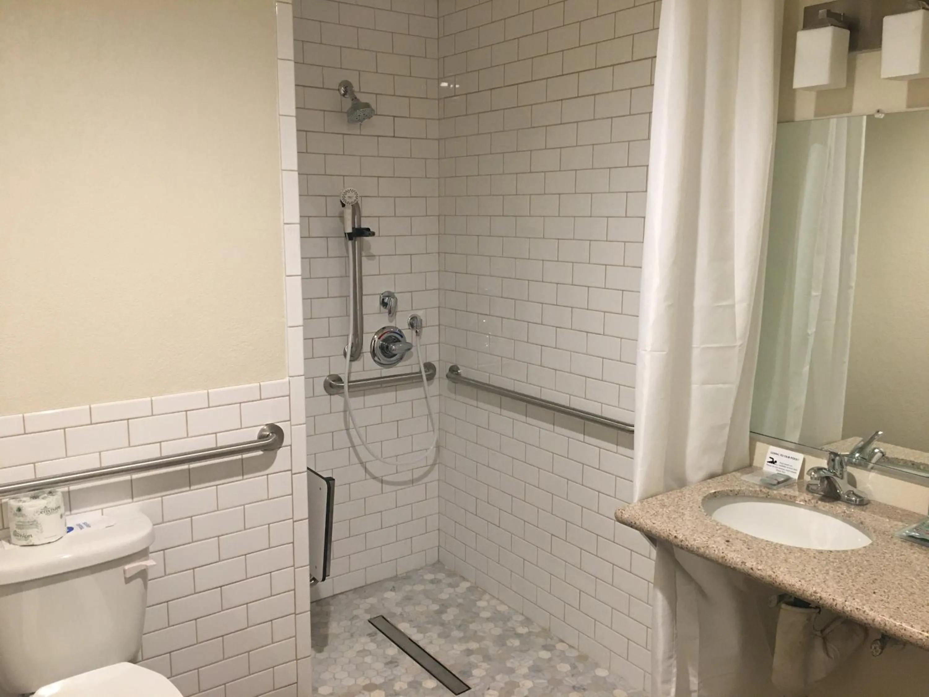 Bathroom in Best Western Town & Country Lodge