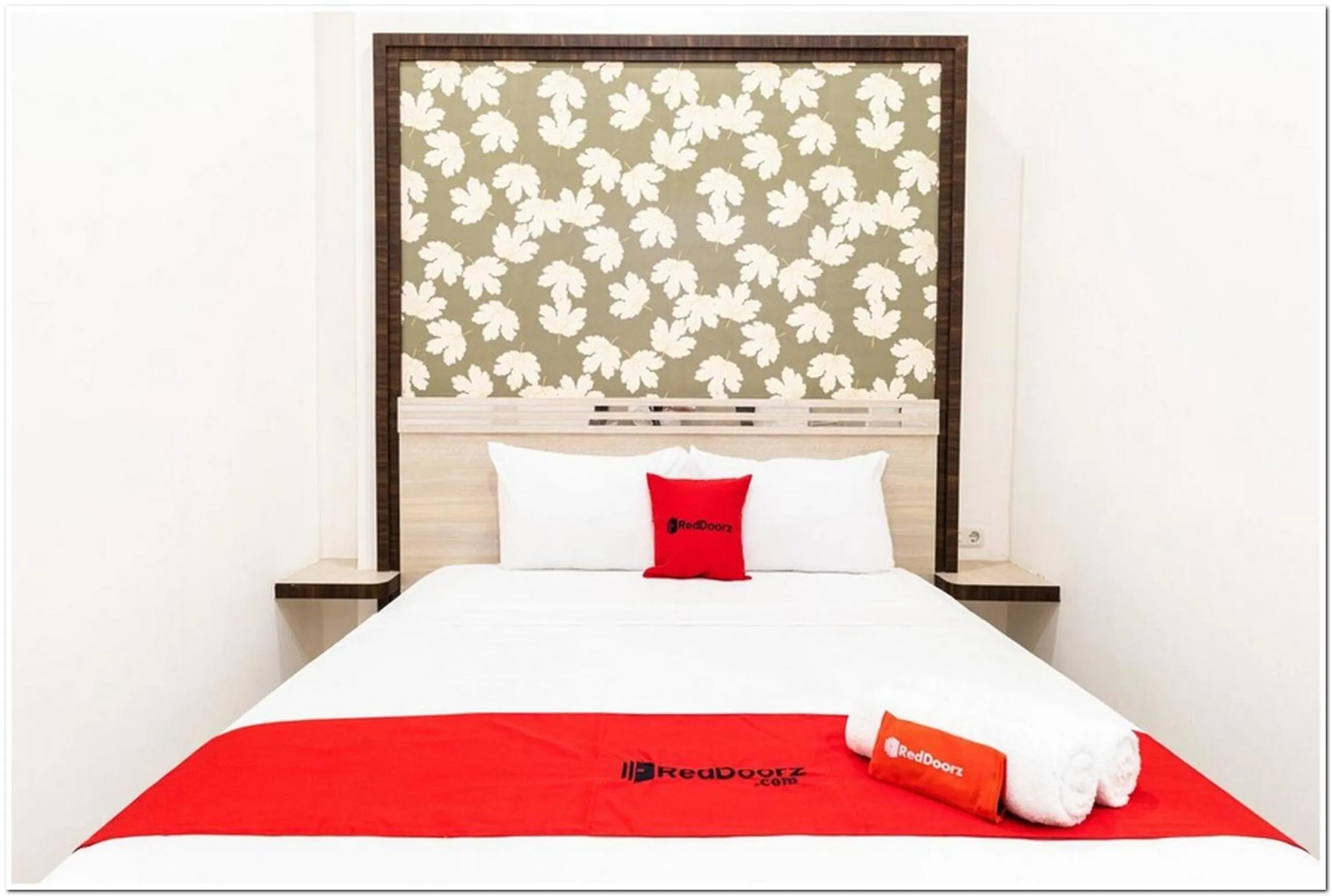 Bedroom, Bed in RedDoorz Plus @ Centrium Katamso Medan