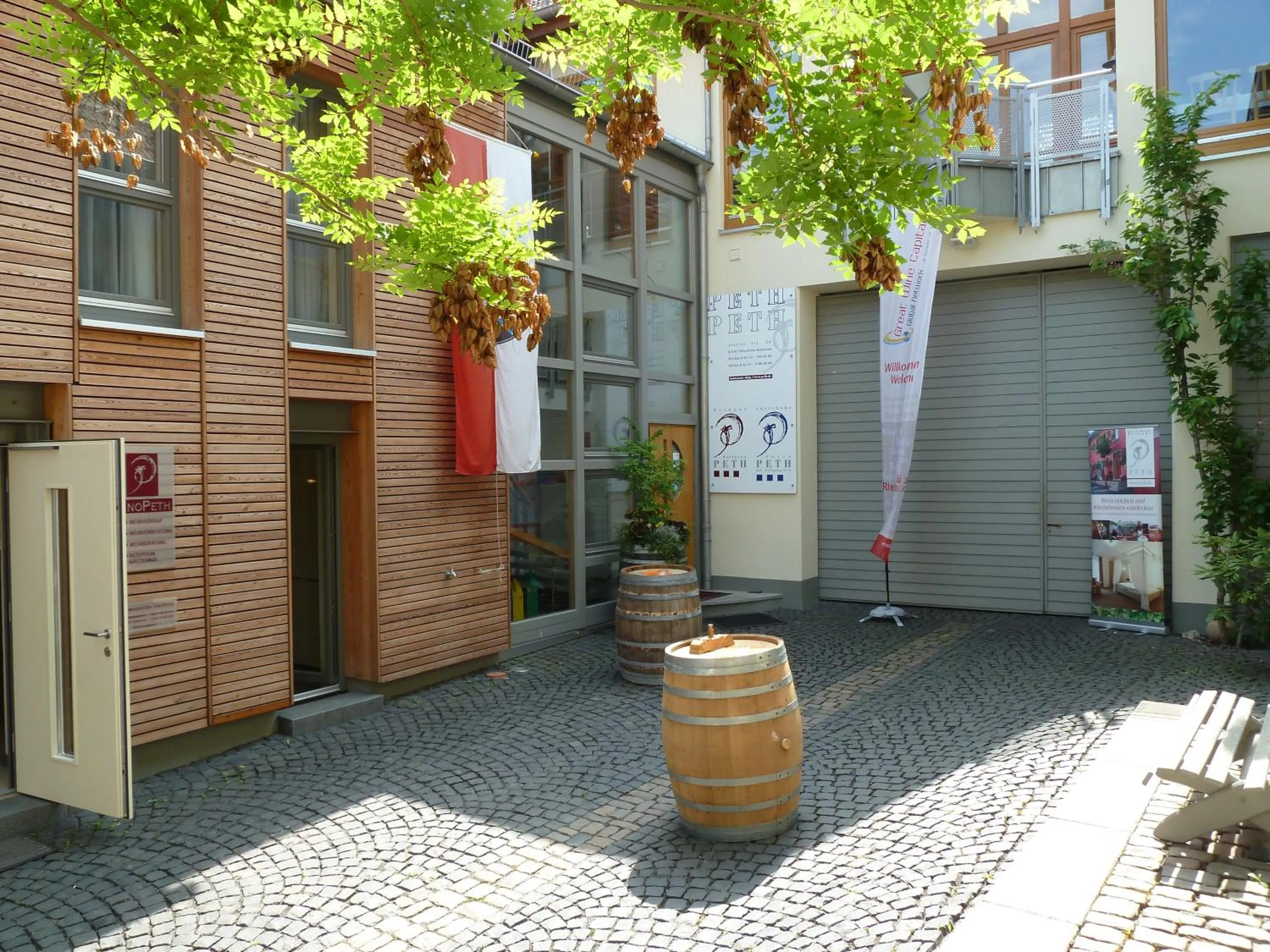 Property building in Gästehaus & Weingut PETH