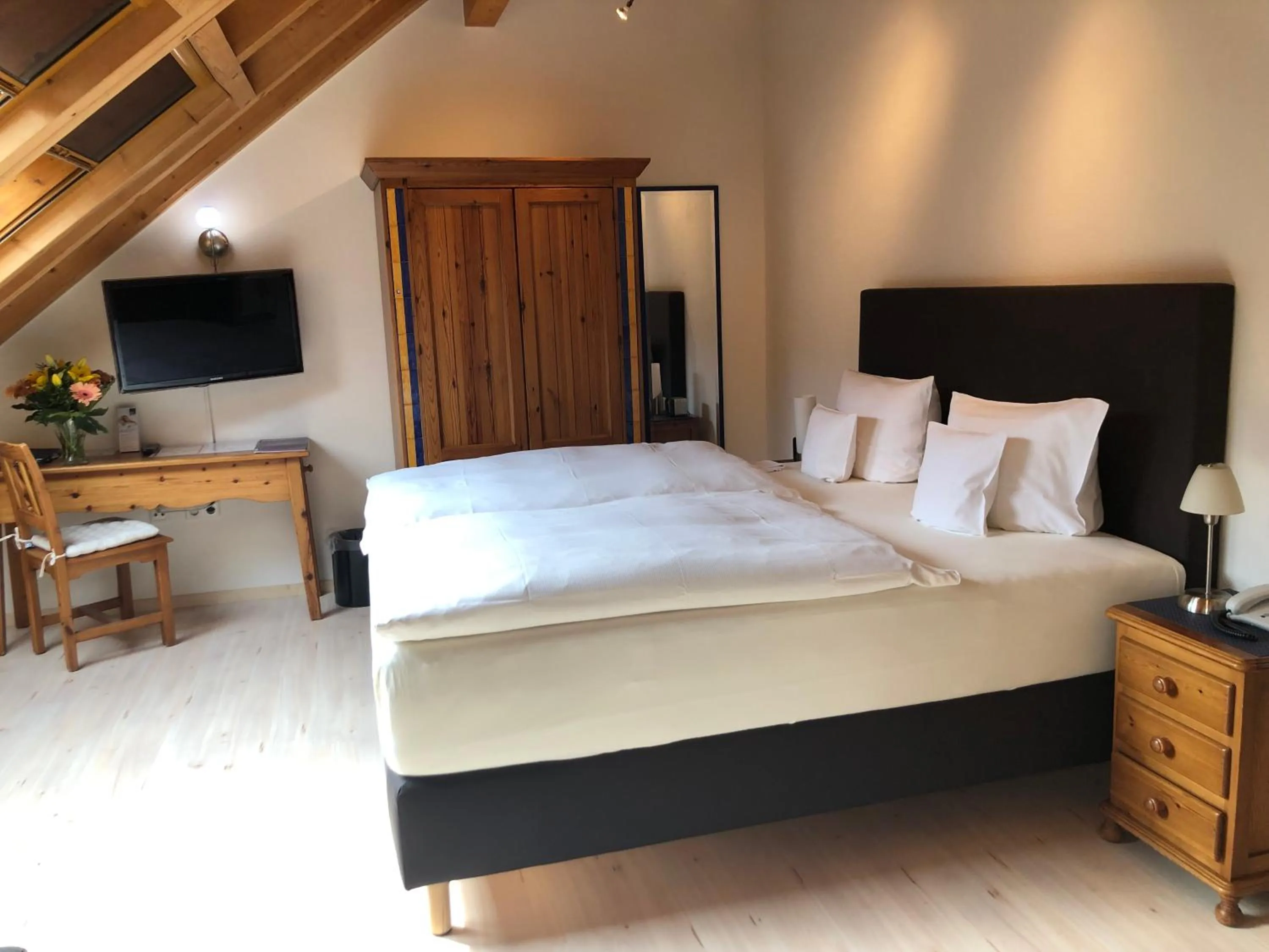 Bedroom, Bed in Gästehaus & Weingut PETH