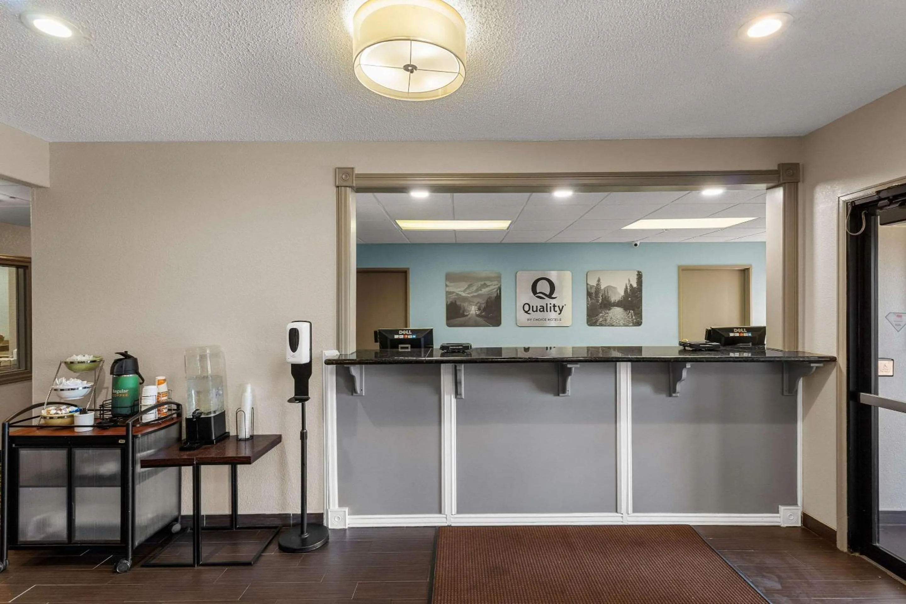 Lobby or reception in Quality Inn Denver Northeast Brighton