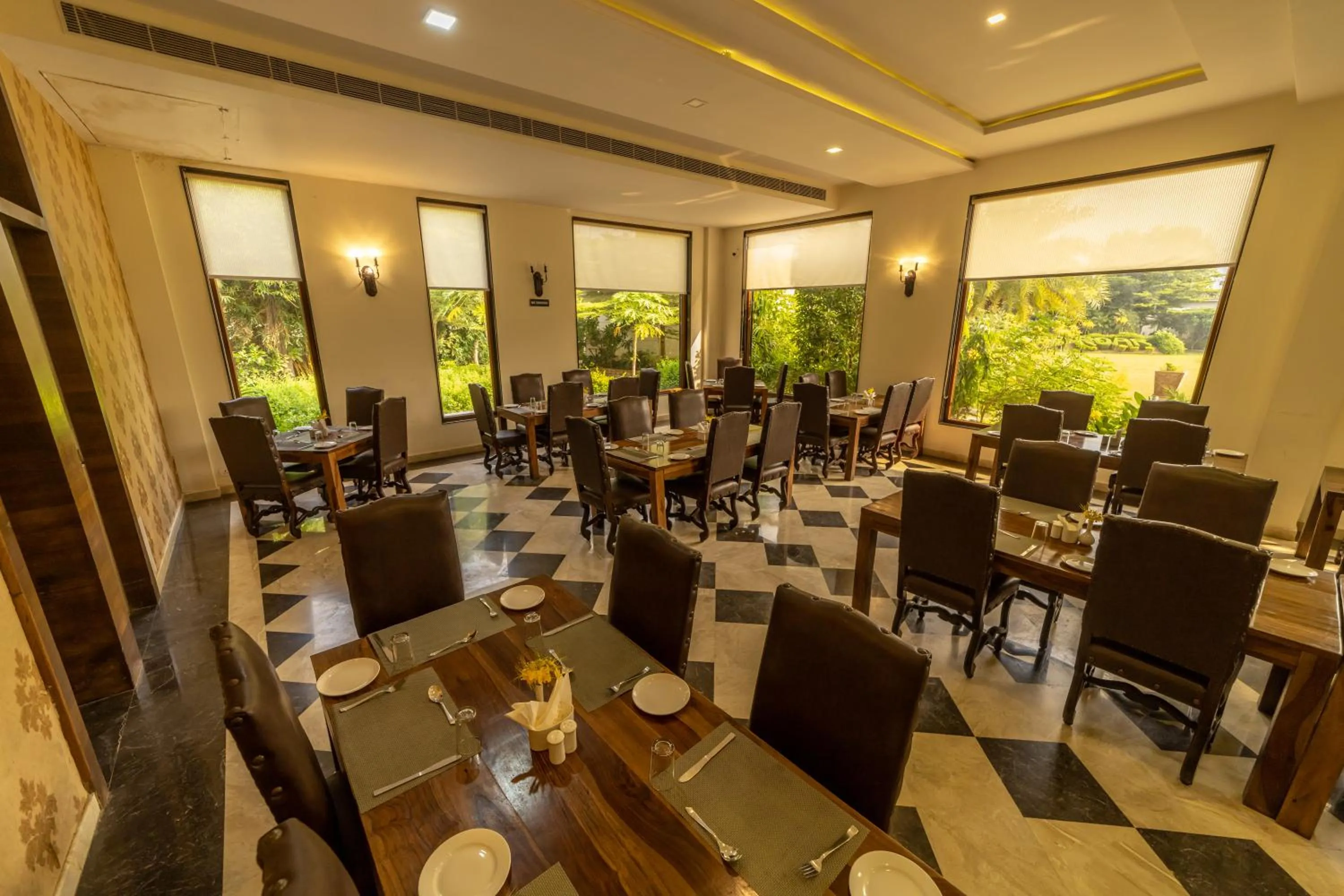 Clarks Safari Ranthambore