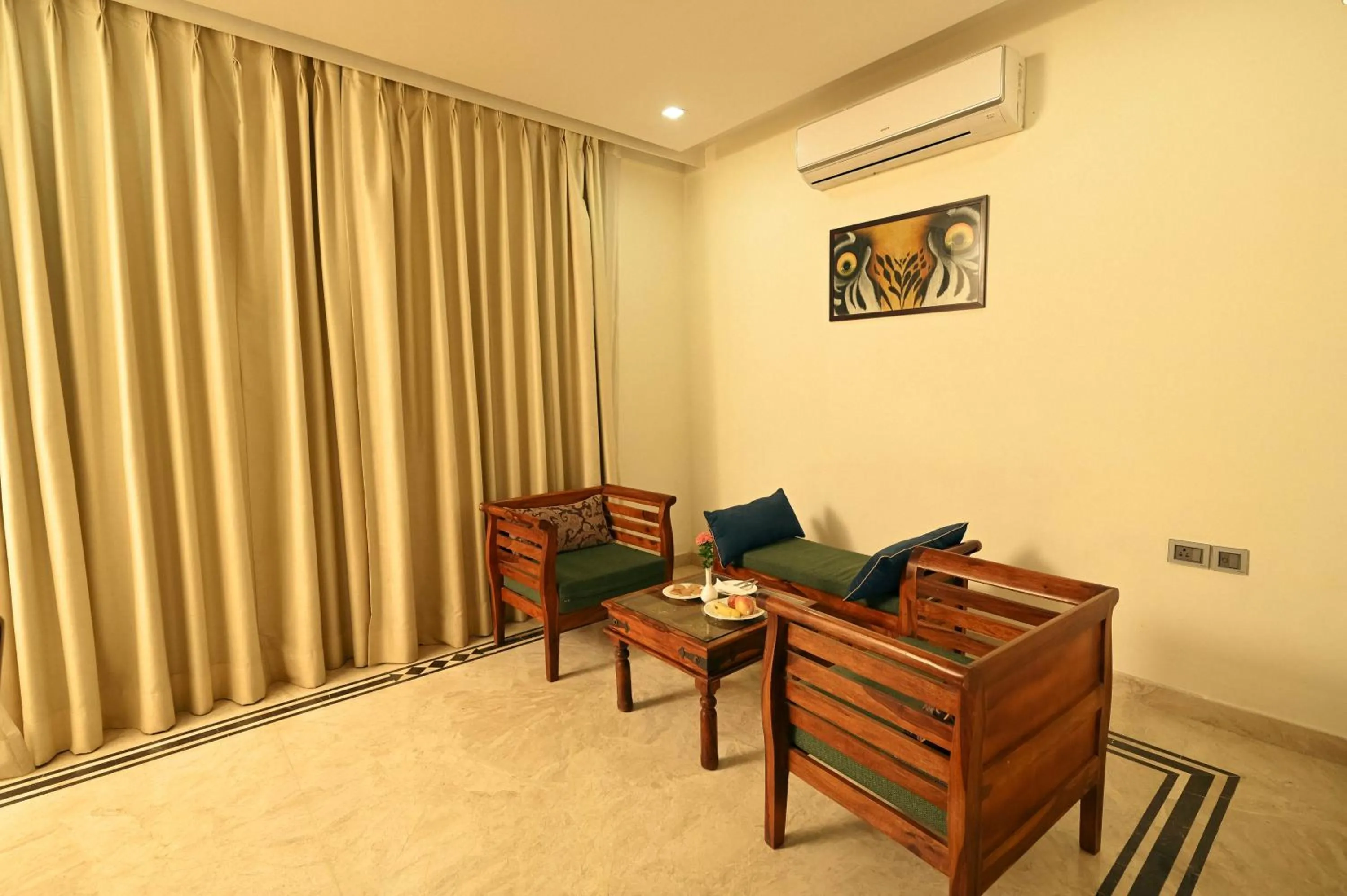 Clarks Safari Ranthambore