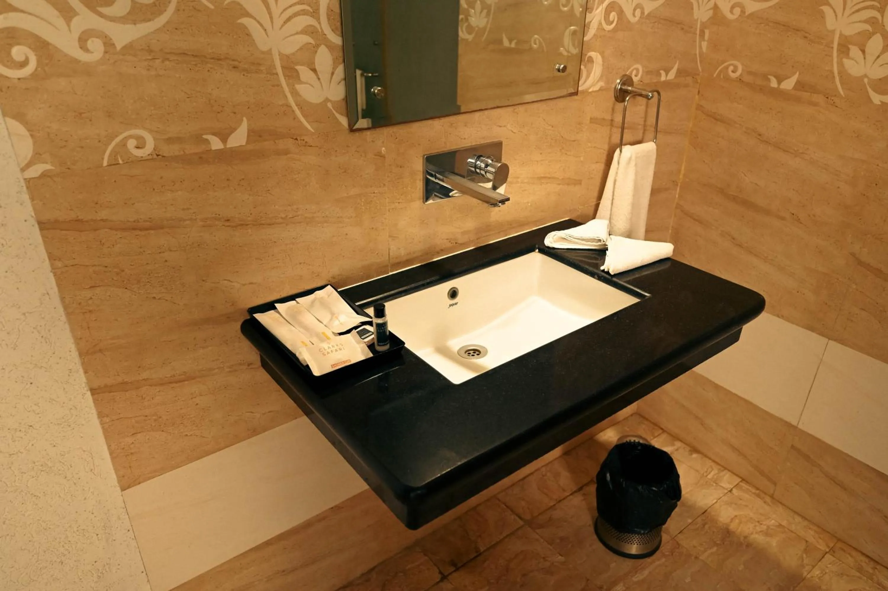 Clarks Safari Ranthambore