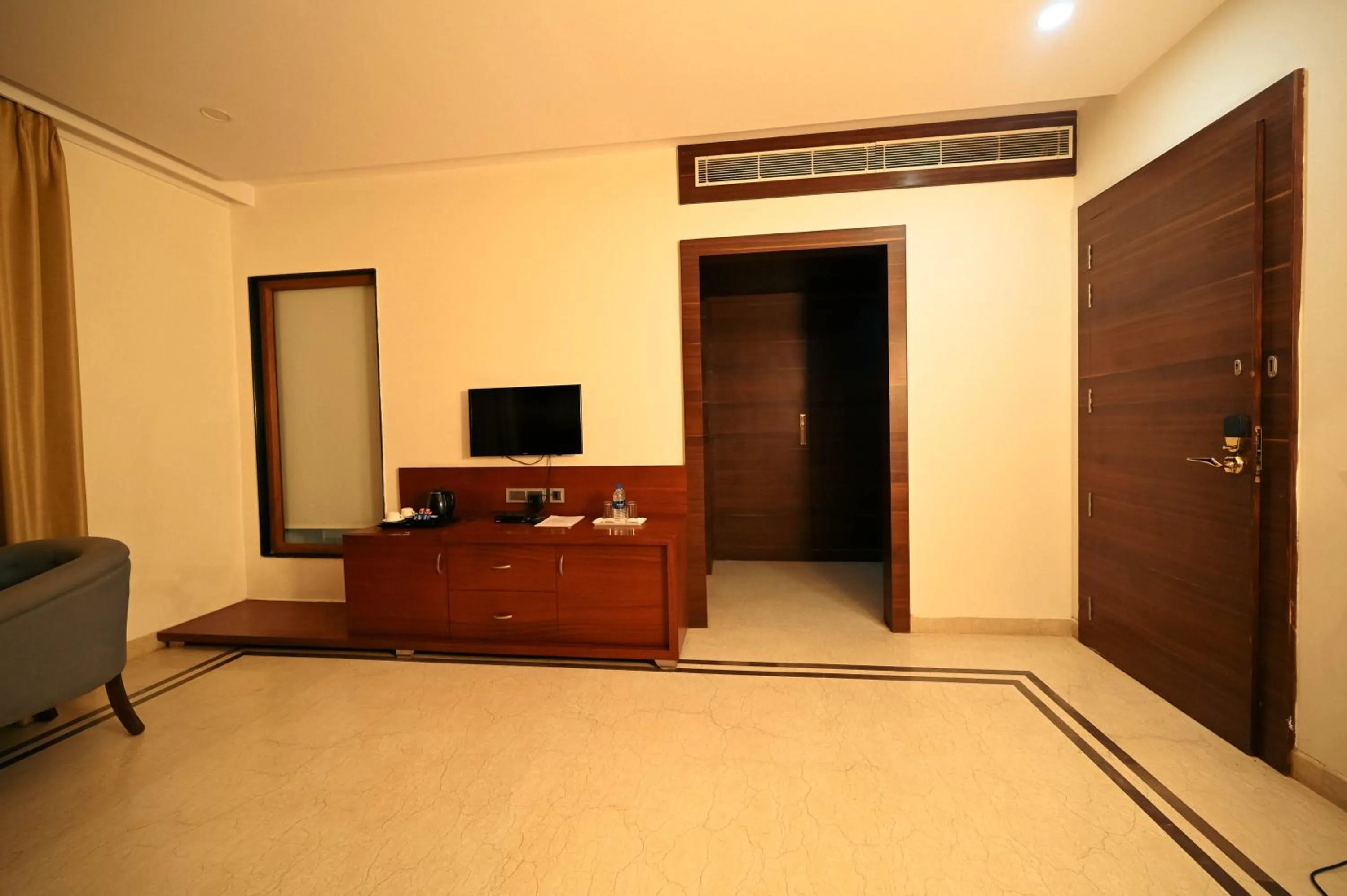 Clarks Safari Ranthambore