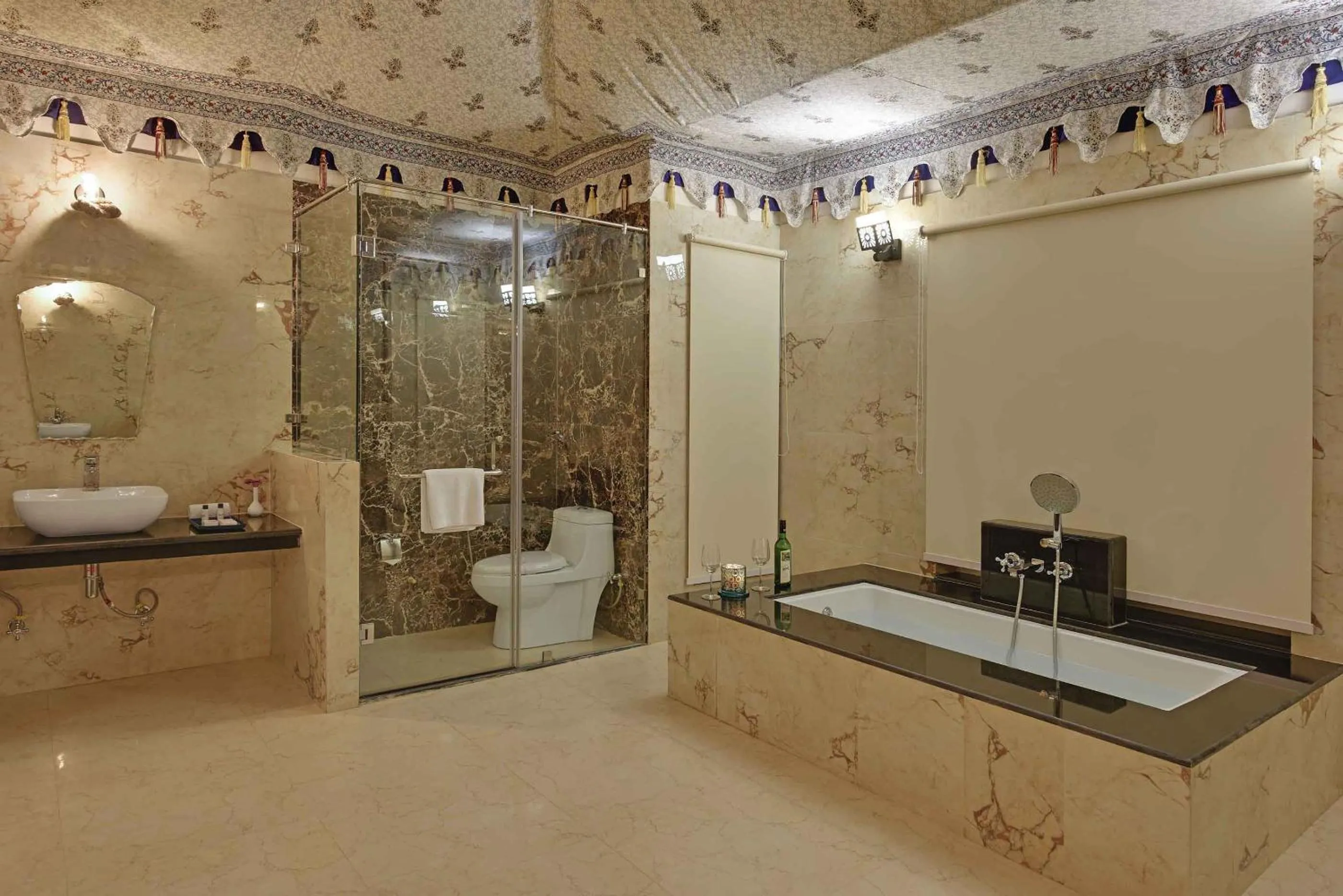 Bathroom in Clarks Safari Ranthambore