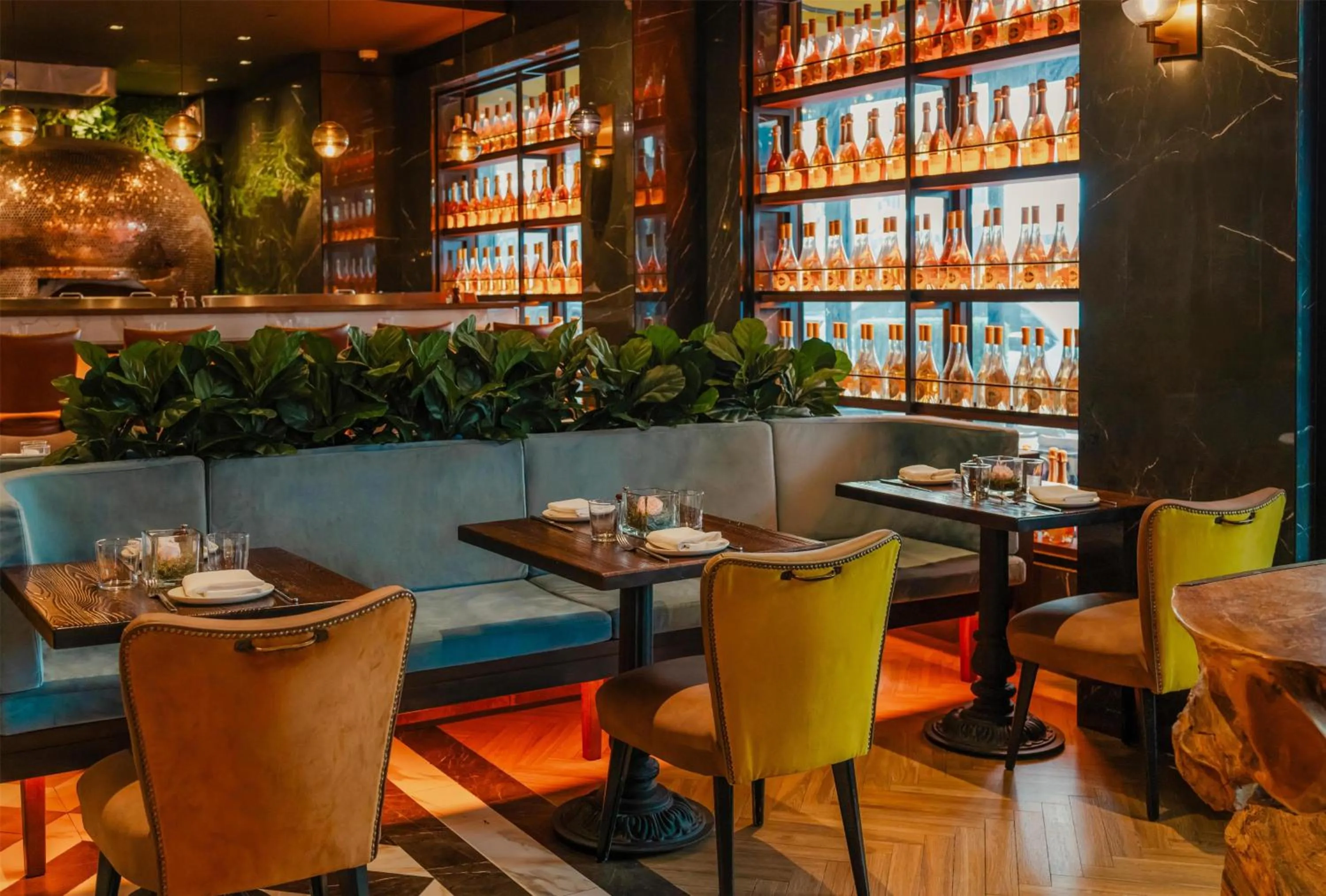 Restaurant/places to eat in NH Collection New York Madison Avenue