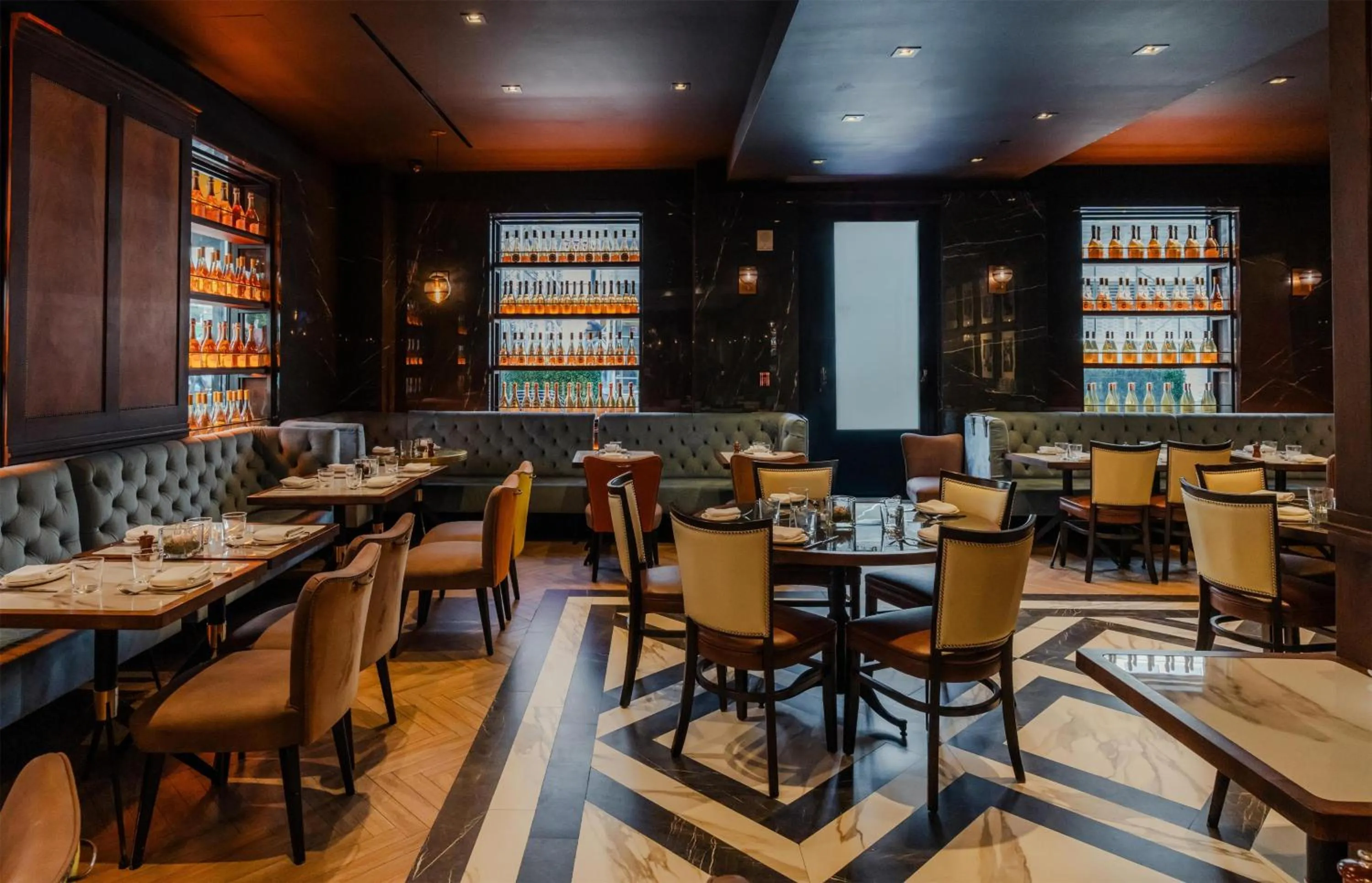 Restaurant/places to eat in NH Collection New York Madison Avenue