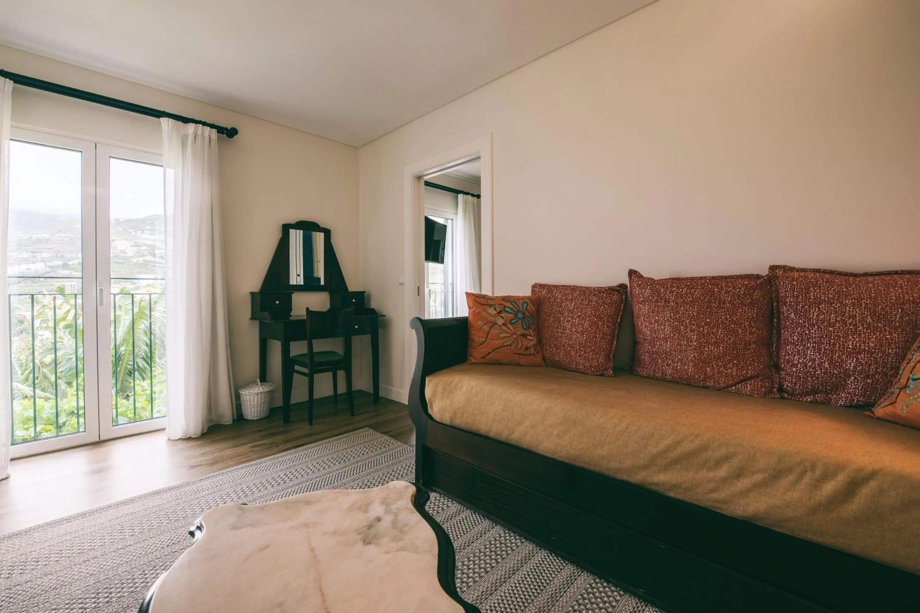 Seating area, Bed in Quinta da Saraiva