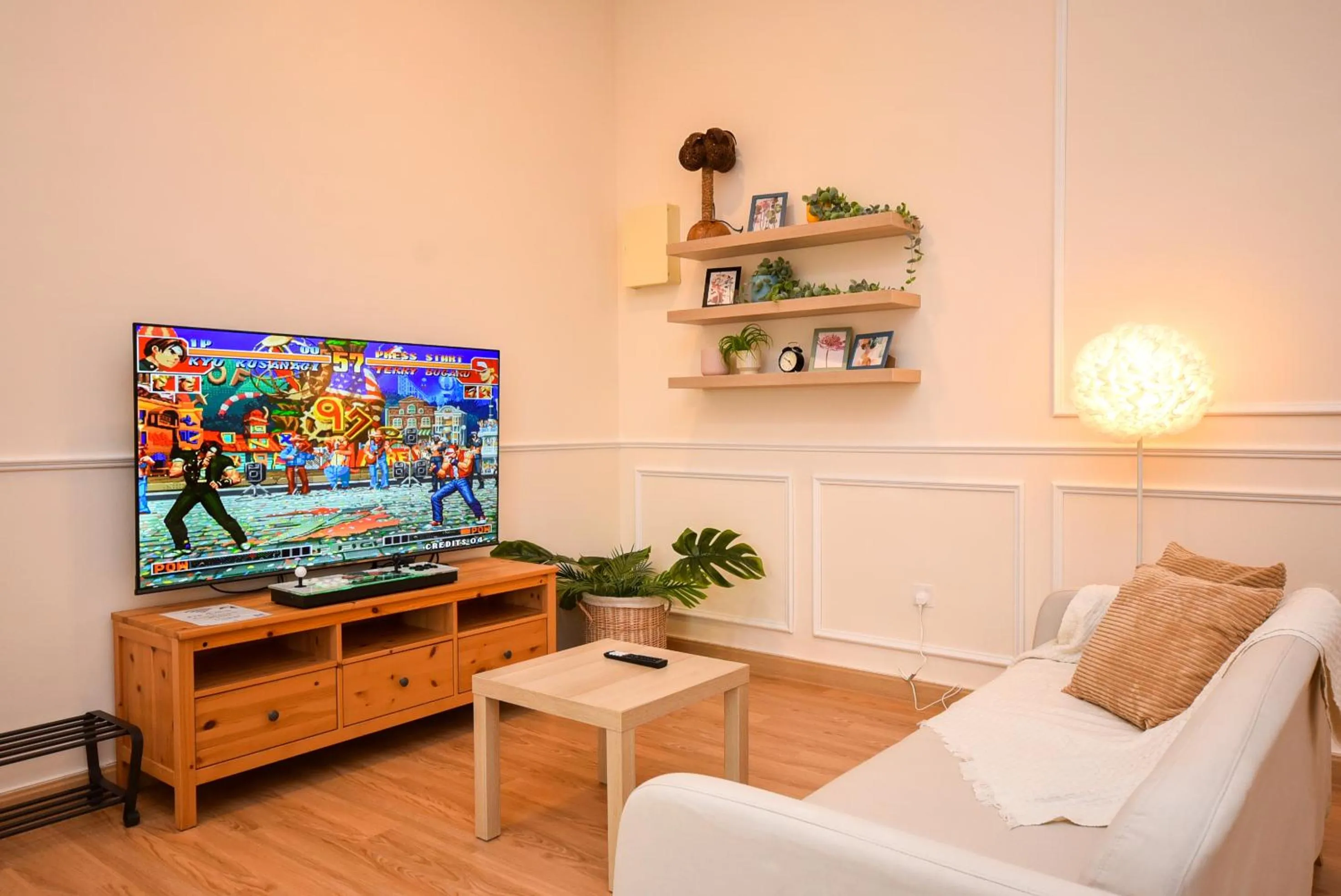 Manhattan Theme Suite by Nest Home at Austin Heights