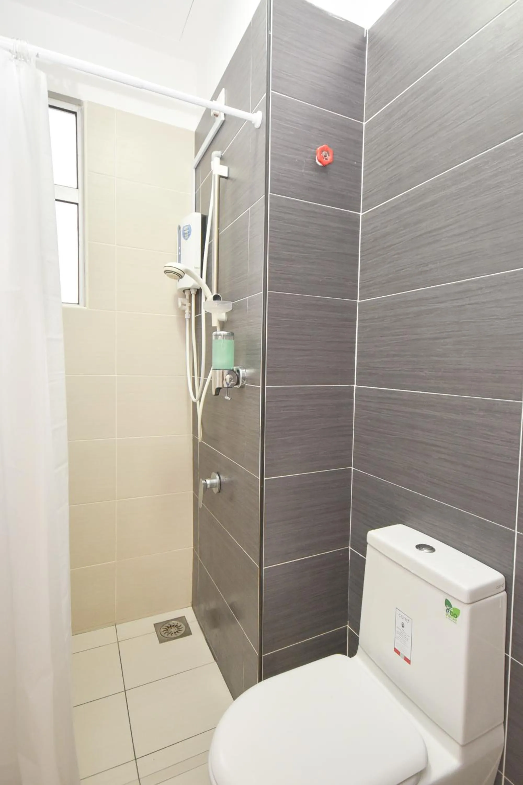 Manhattan Theme Suite by Nest Home at Austin Heights