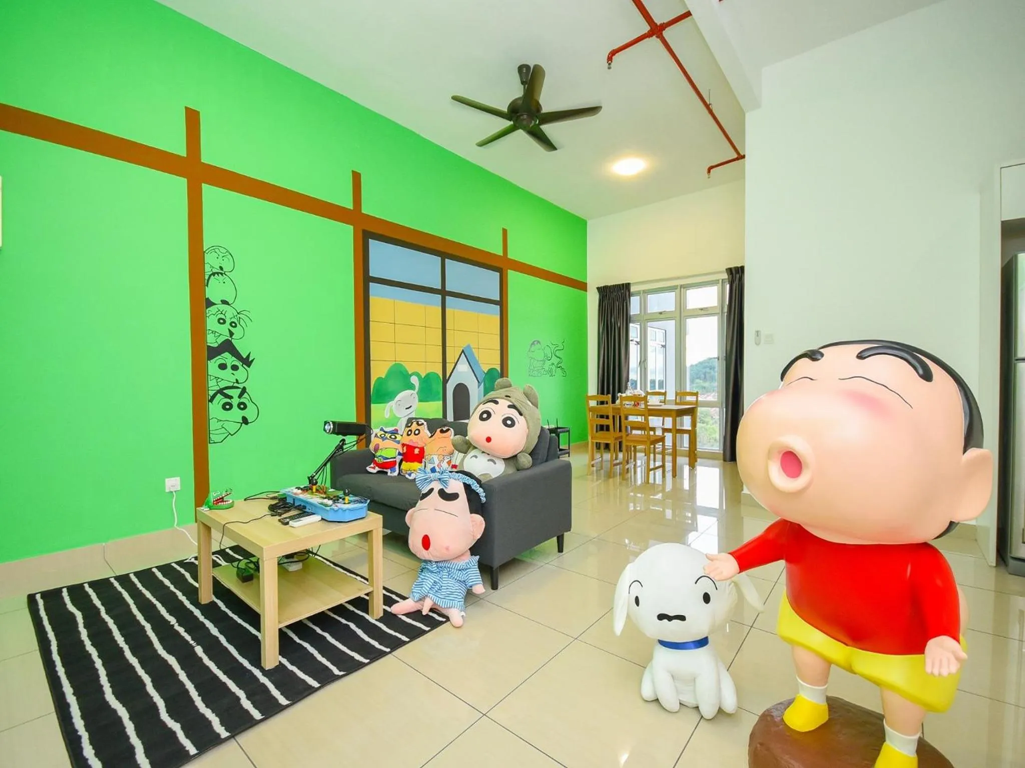 Manhattan Theme Suite by Nest Home at Austin Heights