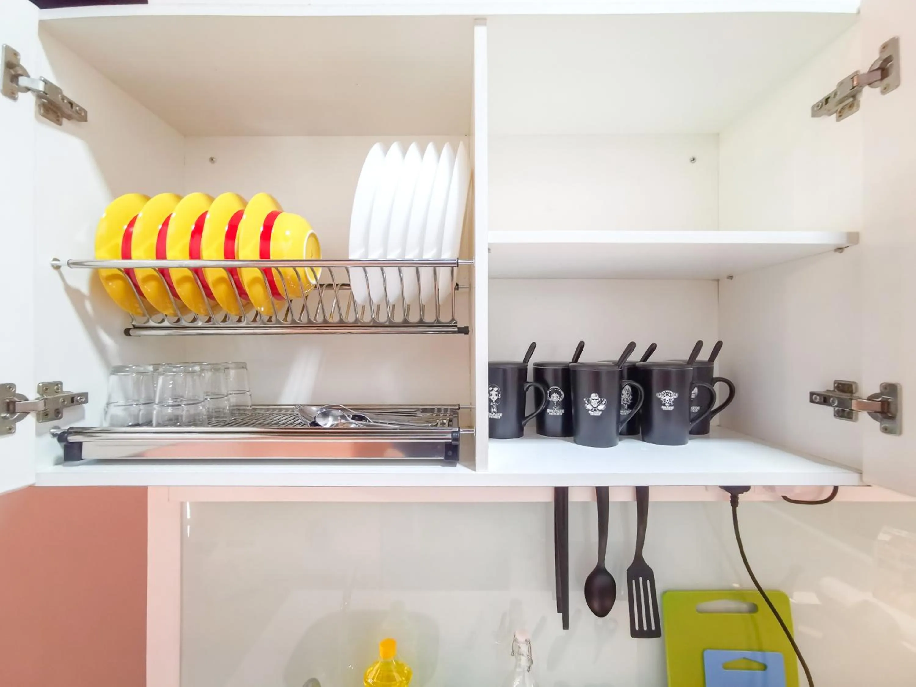 Manhattan Theme Suite by Nest Home at Austin Heights