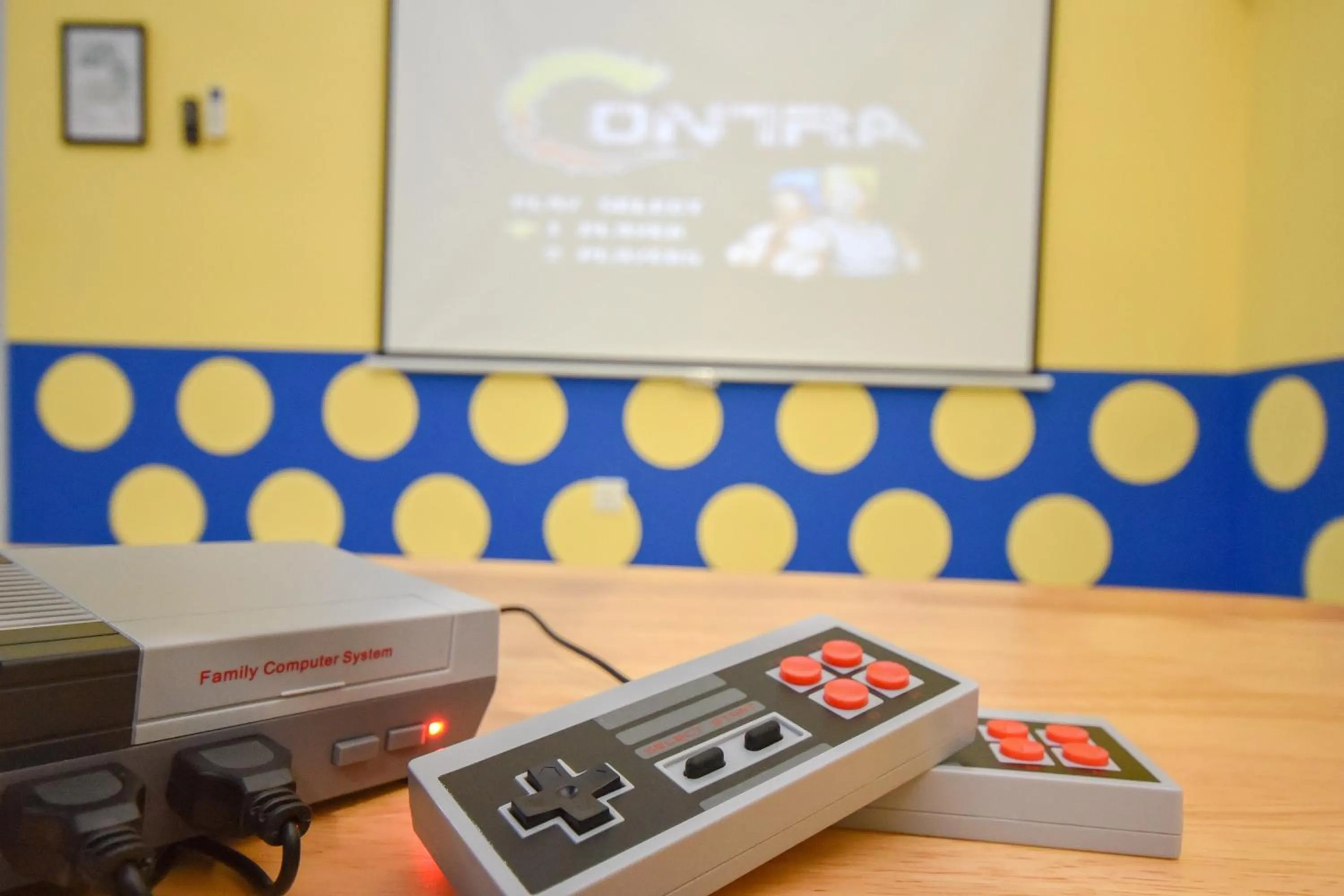 Manhattan Theme Suite by Nest Home at Austin Heights