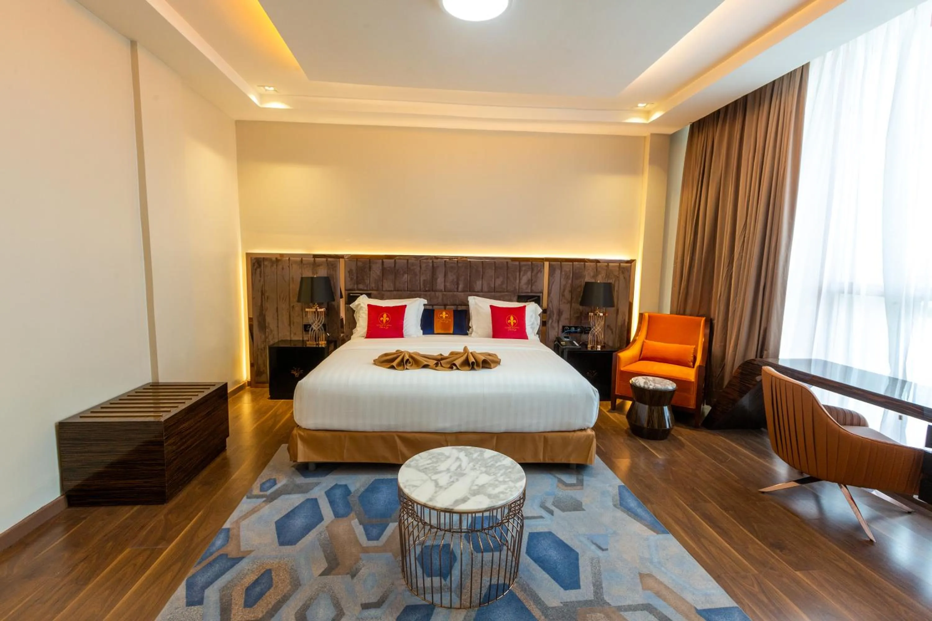 Bed in Hôtel Fleur de Lys Point E