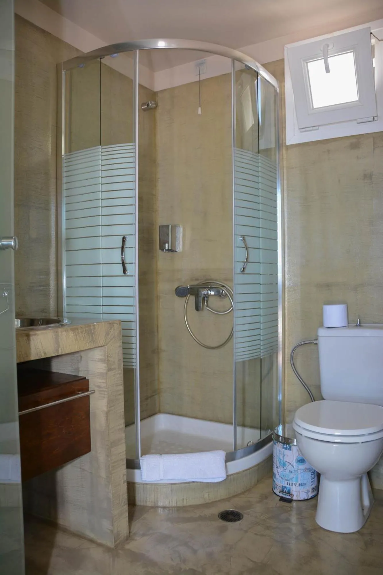 Scorpios Sea Side Hotel