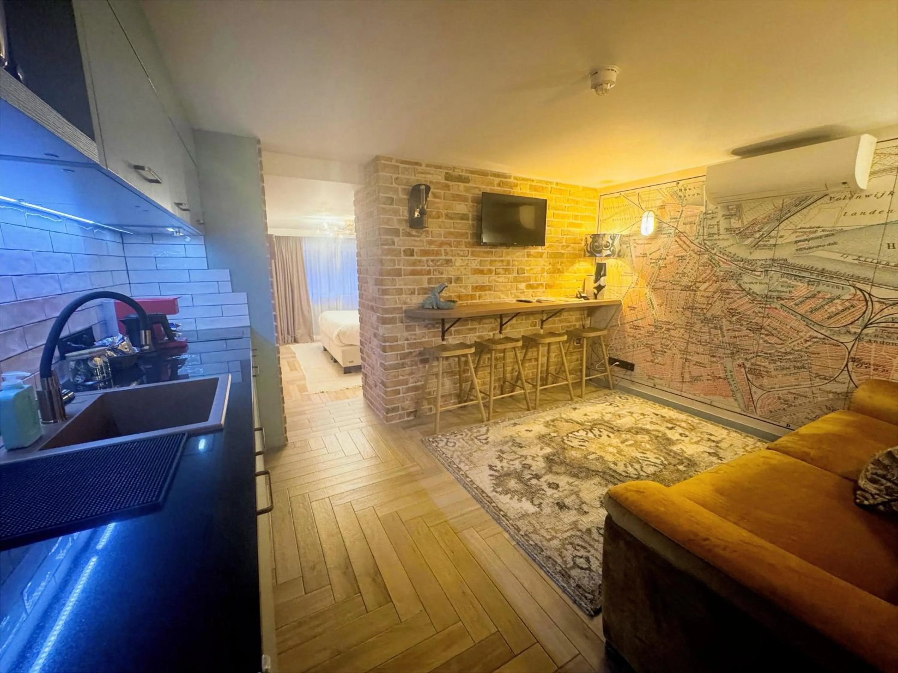 Kitchen or kitchenette in De Ware Jacob Boutique Hotel