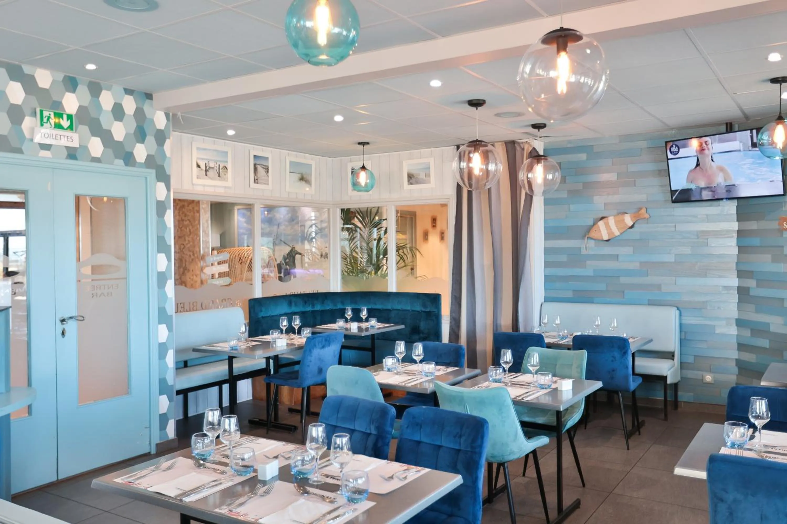 Restaurant/places to eat in The Originals Boutique, Hôtel Neptune, Berck-sur-Mer