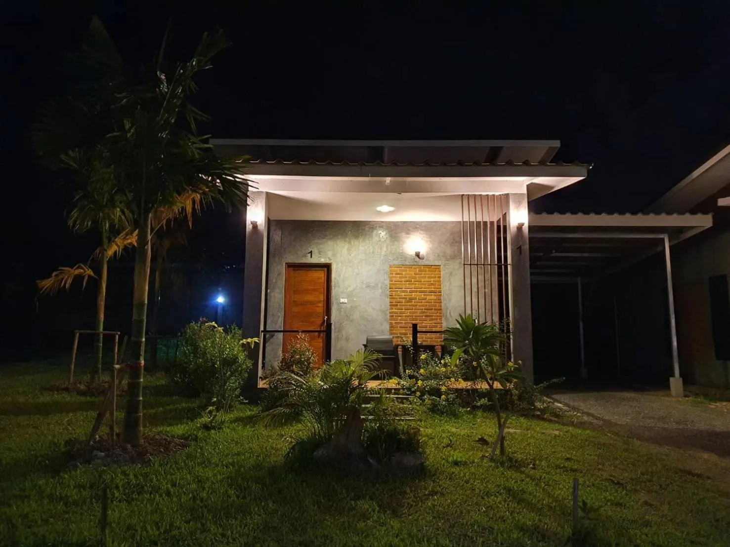 B-tel Chomthong resort Chiang mai