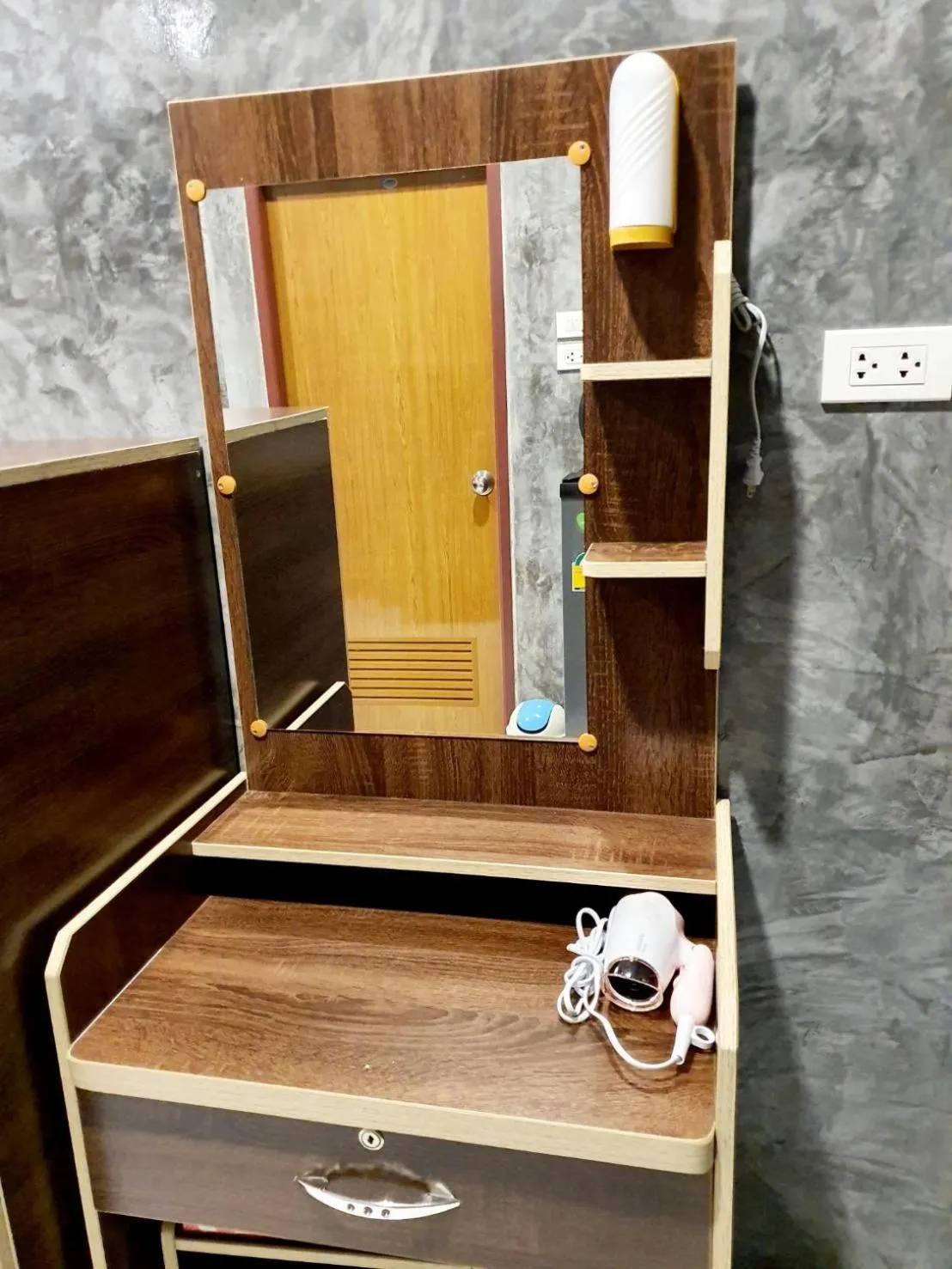 B-tel Chomthong resort Chiang mai