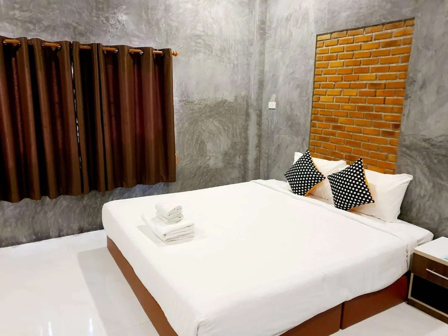 Bed in B-tel Chomthong resort Chiang mai