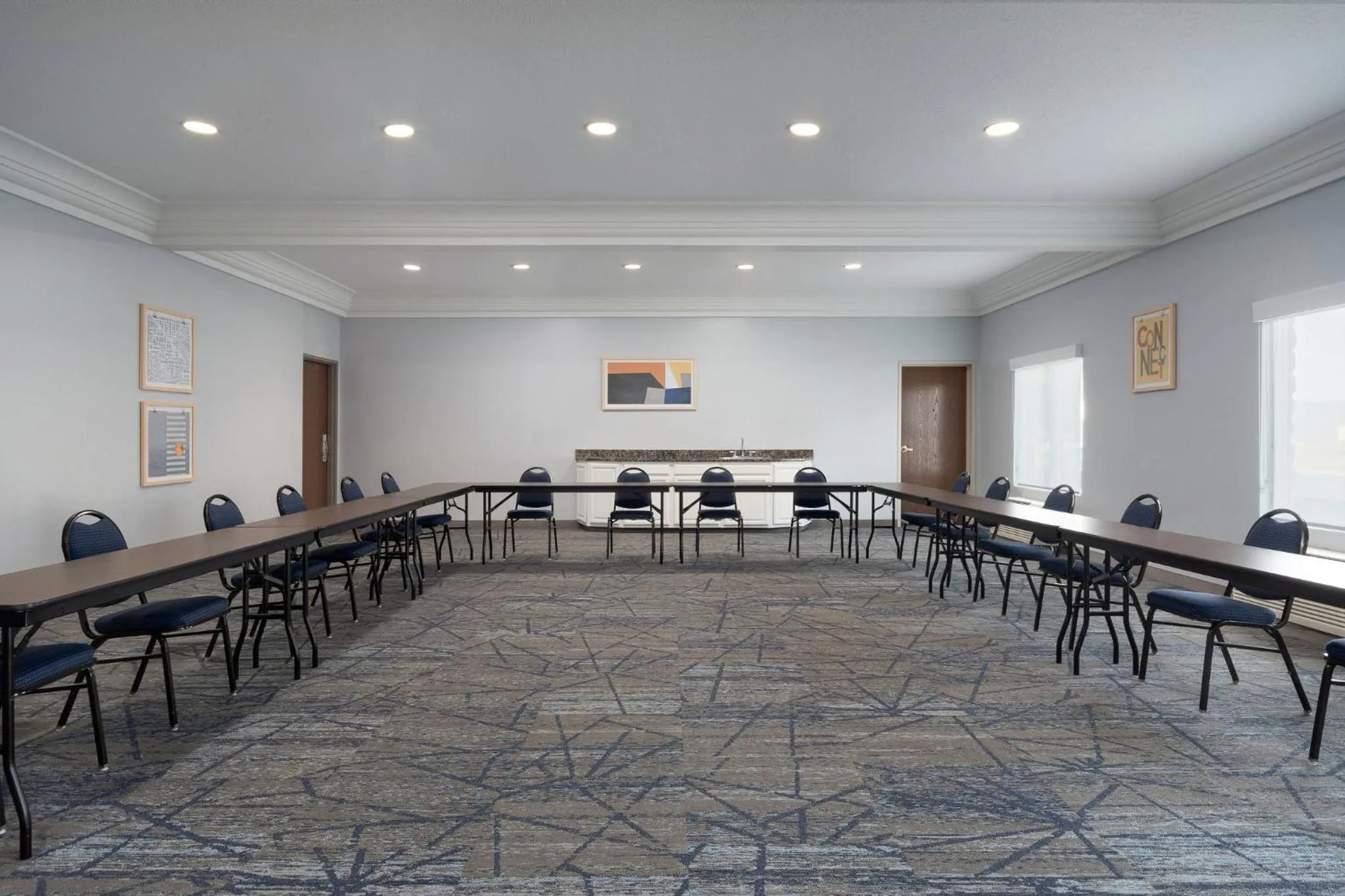 Meeting/conference room in Holiday Inn Express Hotel & Suites Saginaw by IHG