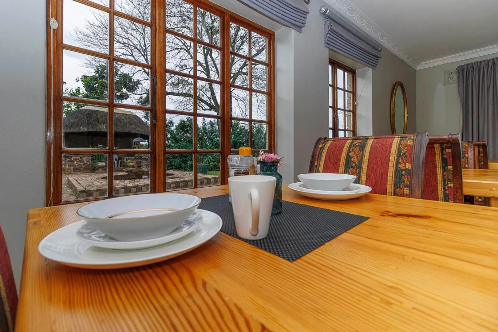 Breakfast in Churchill House