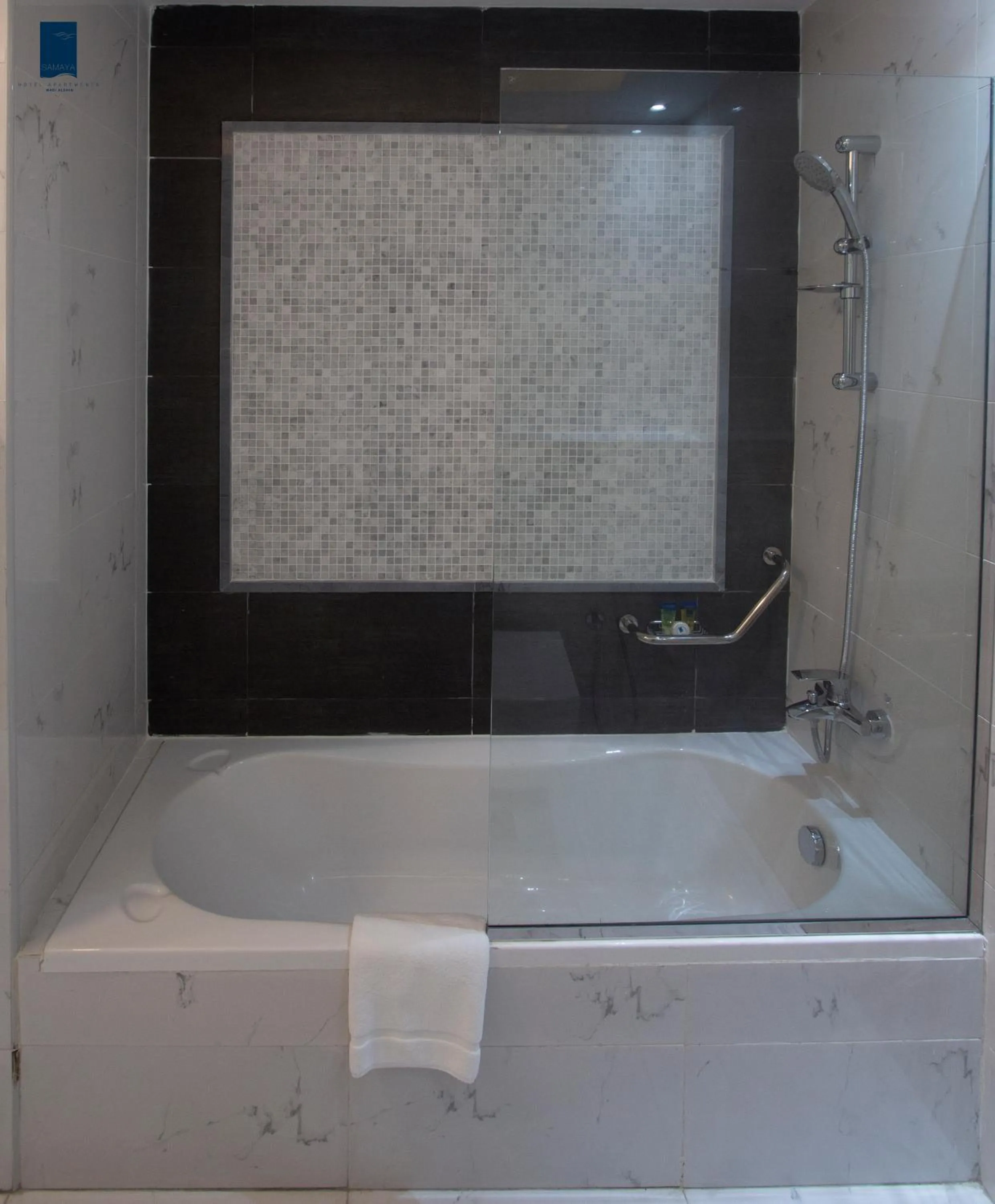 Bathroom in Samaya Hotel Apartment Dubai