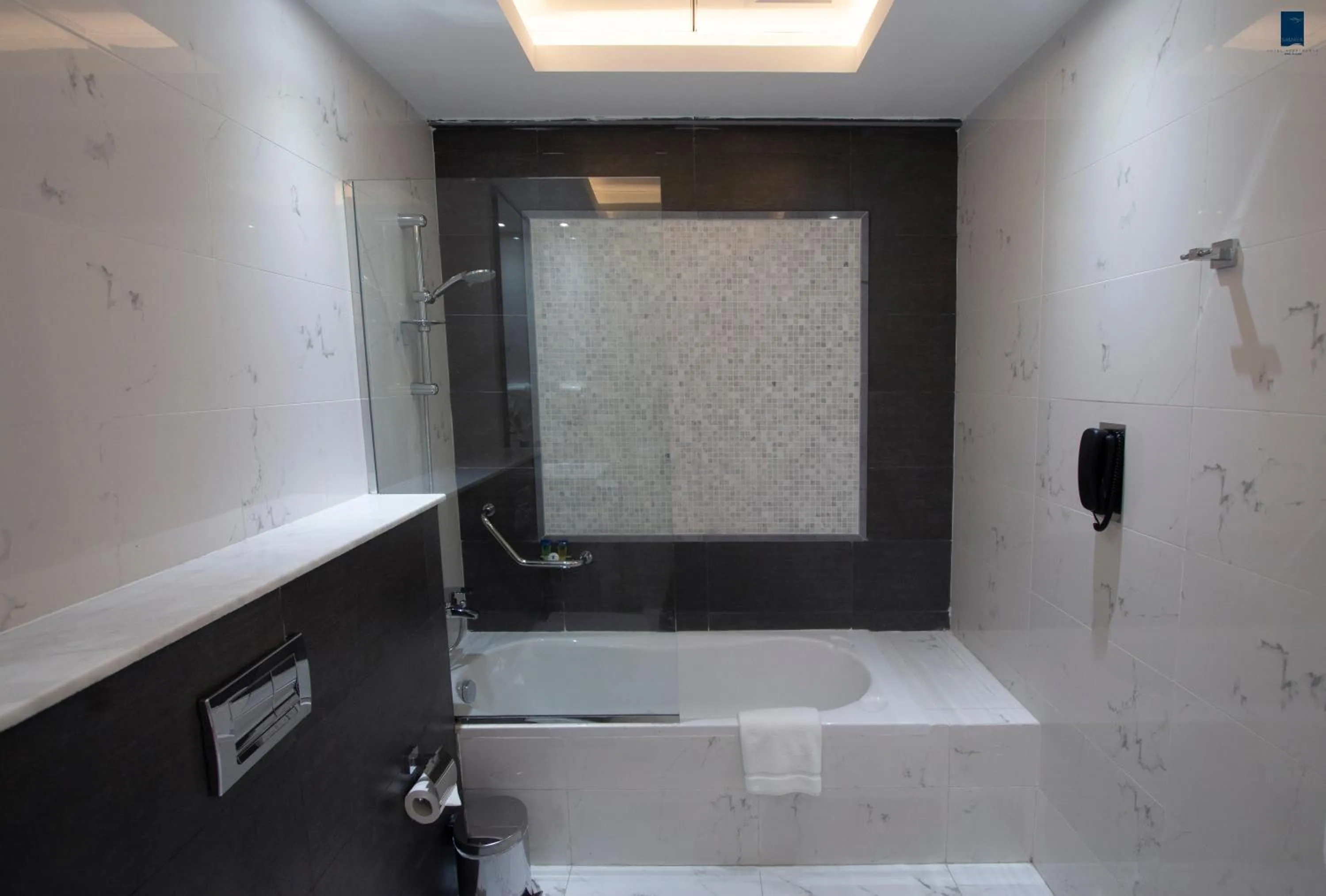 Bathroom in Samaya Hotel Apartment Dubai
