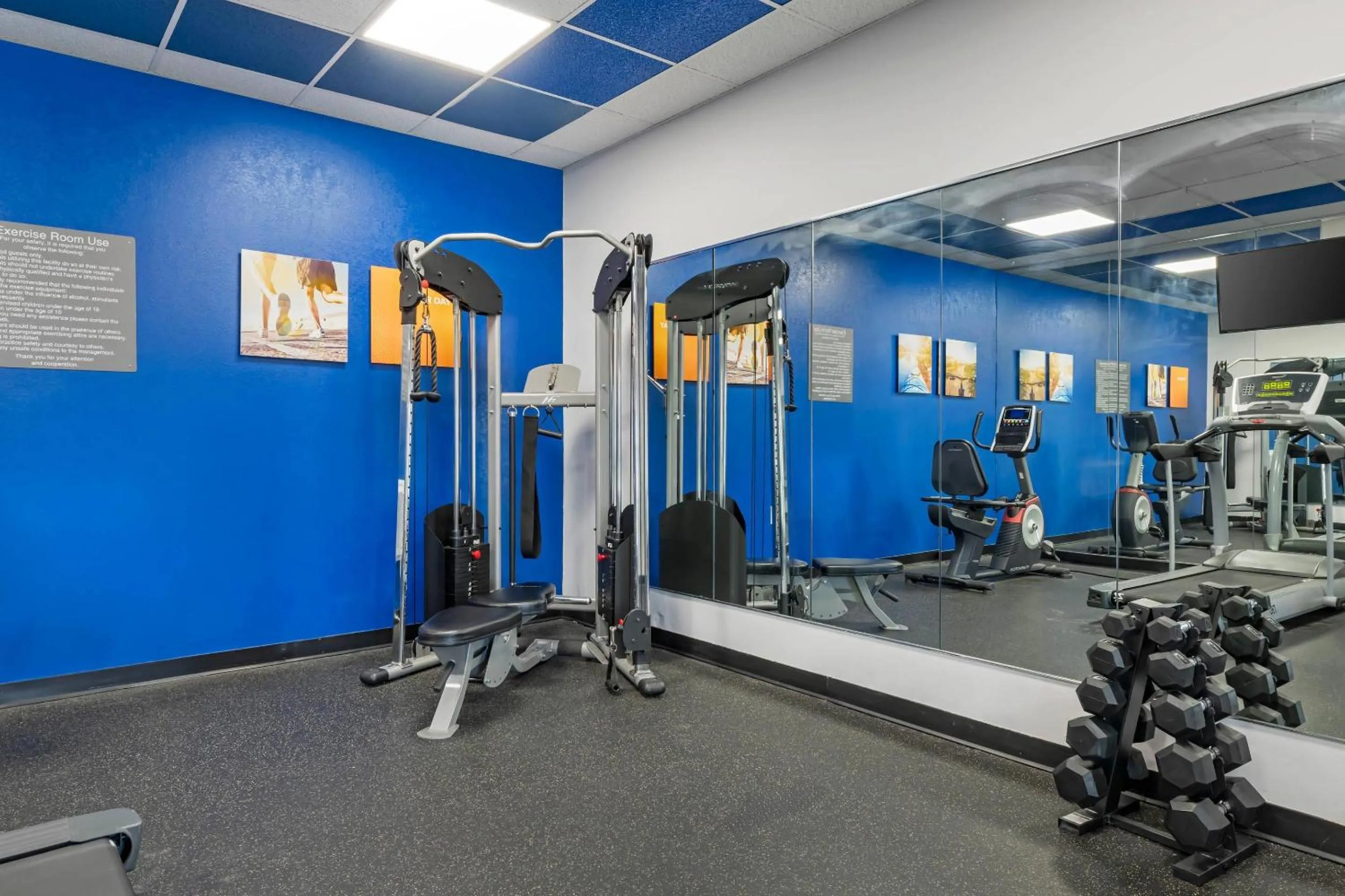 Fitness centre/facilities in Comfort Inn MSP Airport - Mall of America