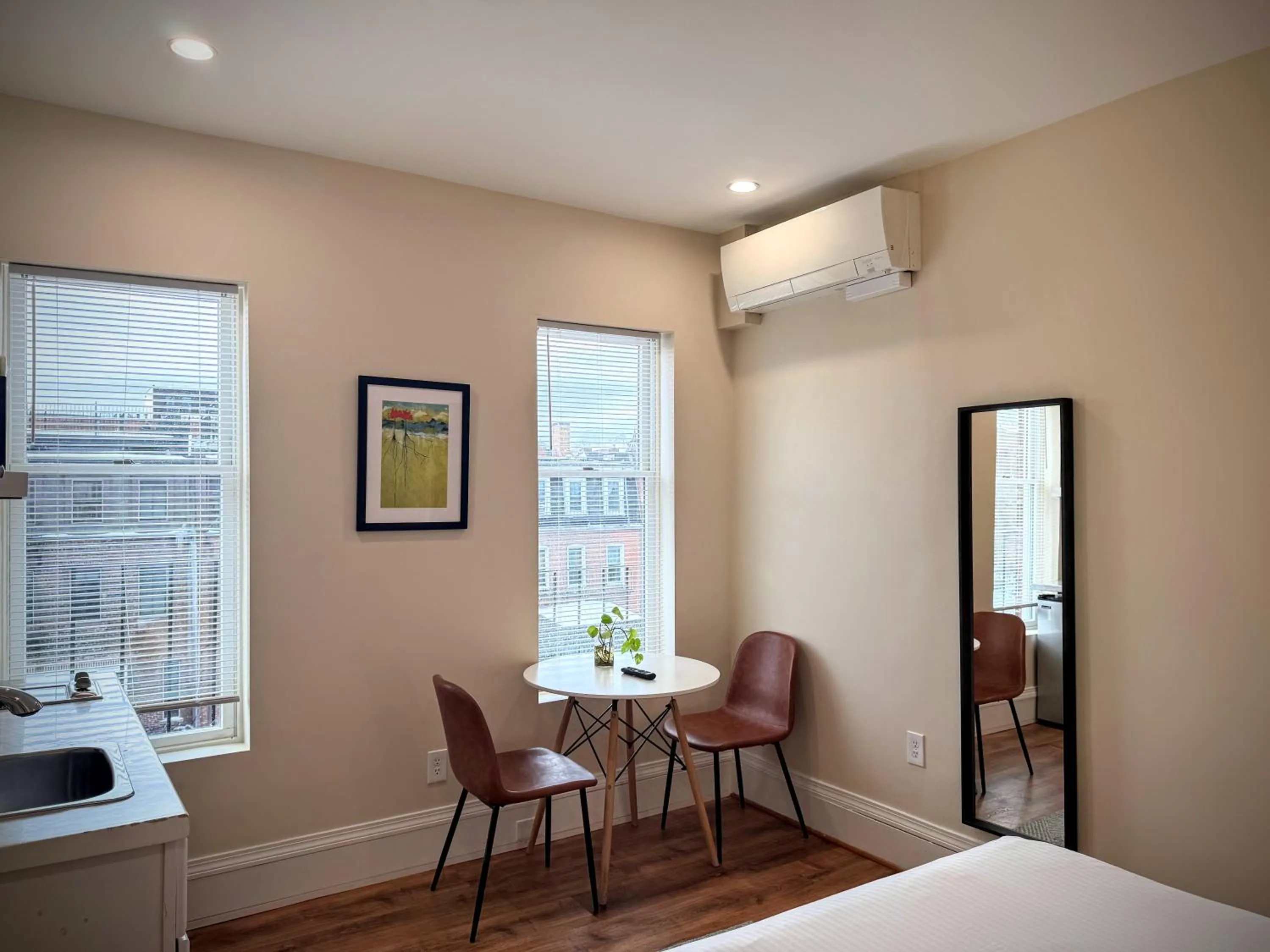 Photo of the whole room, Bed in Copley House