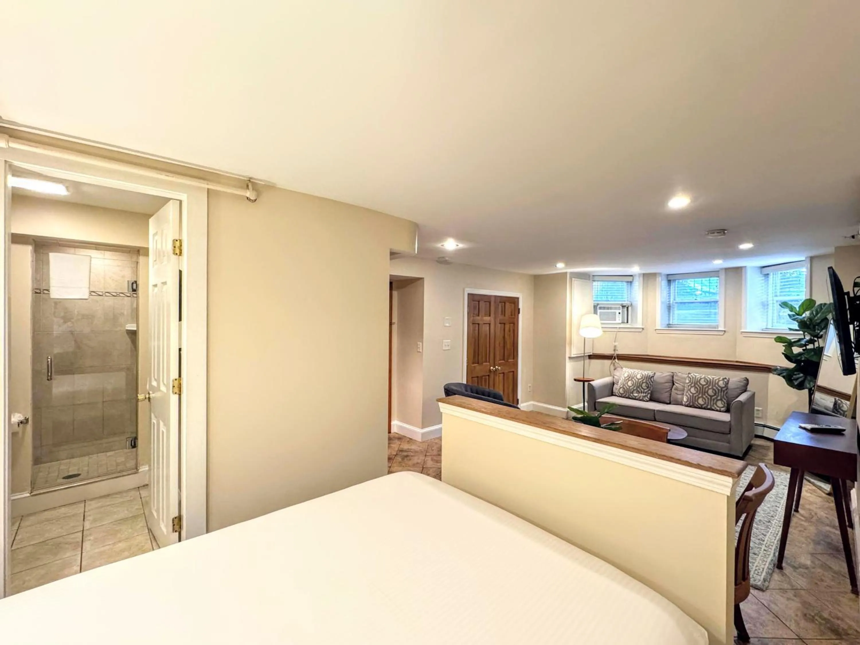 Photo of the whole room, Bed in Copley House