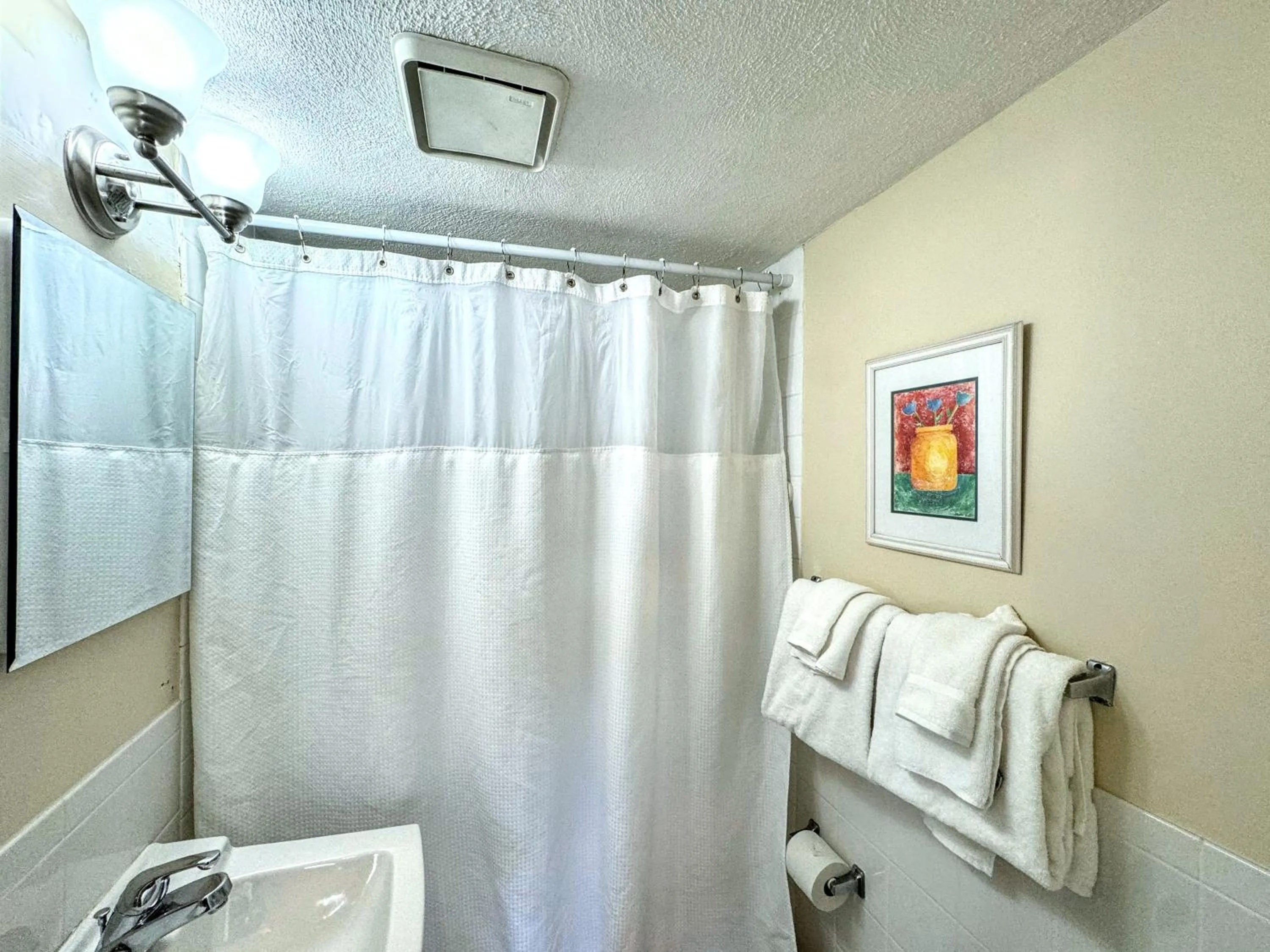 Bathroom, Bed in Copley House