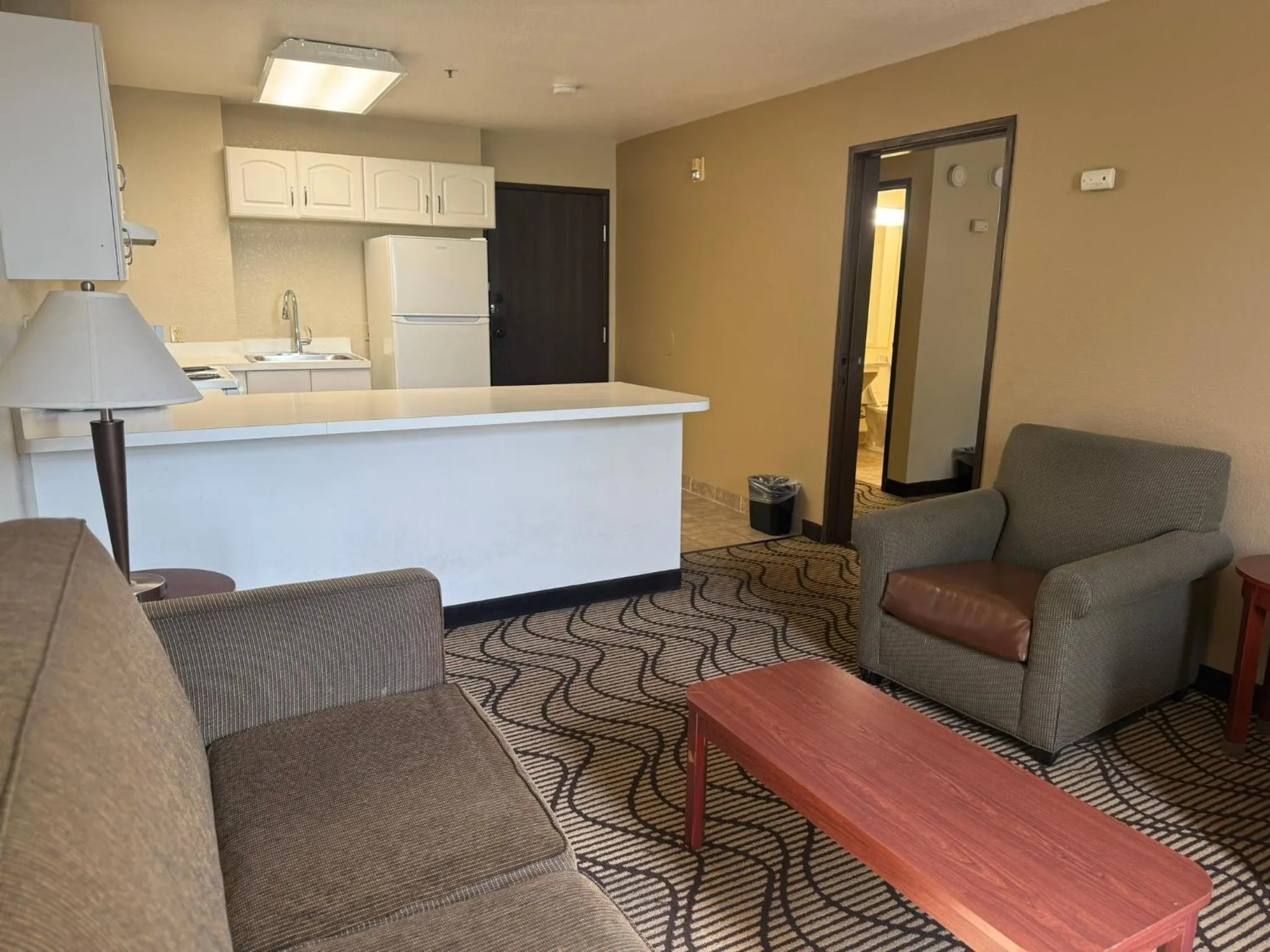 Seating area in SureStay Plus Hotel by Best Western Rocklin