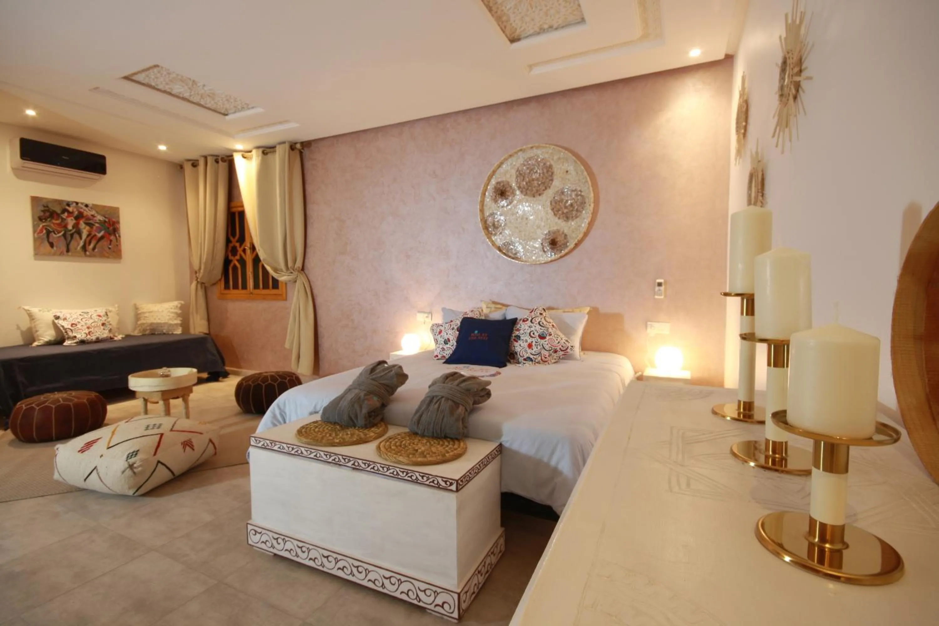 Bedroom, Bed in RIAD Miel & Une Nuit