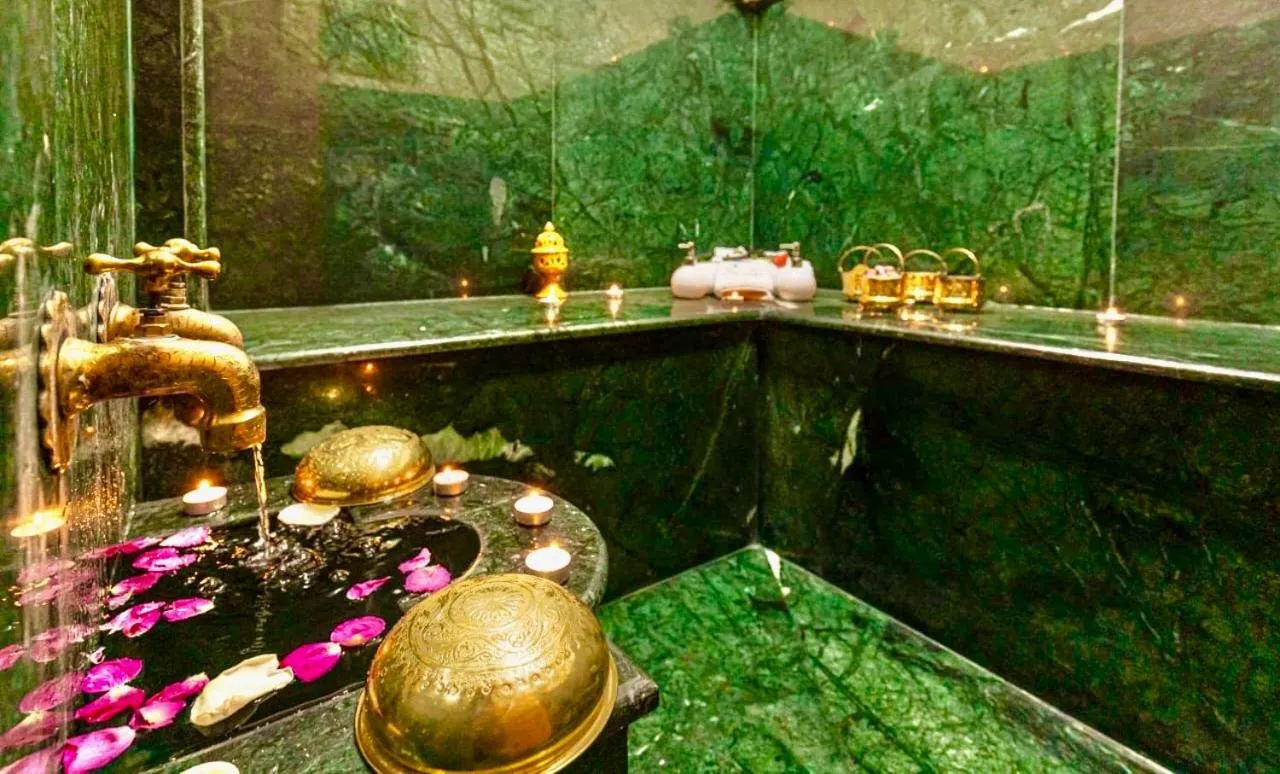 Massage in RIAD Miel & Une Nuit