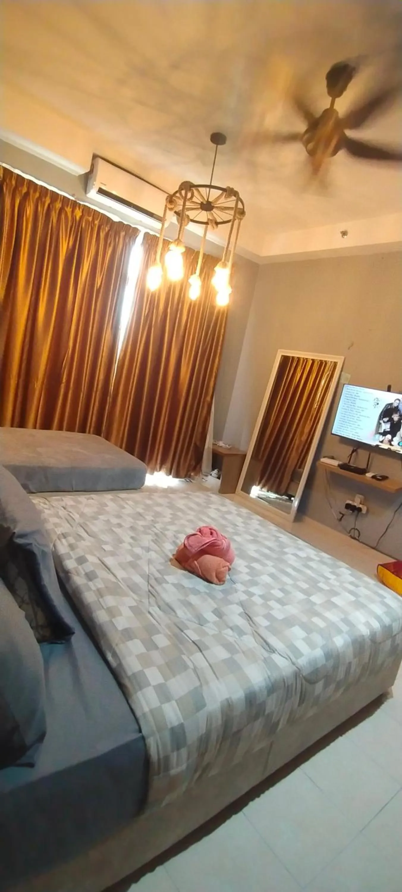 Bed in CmK STUDIO APARTMEN KTC#Netflix