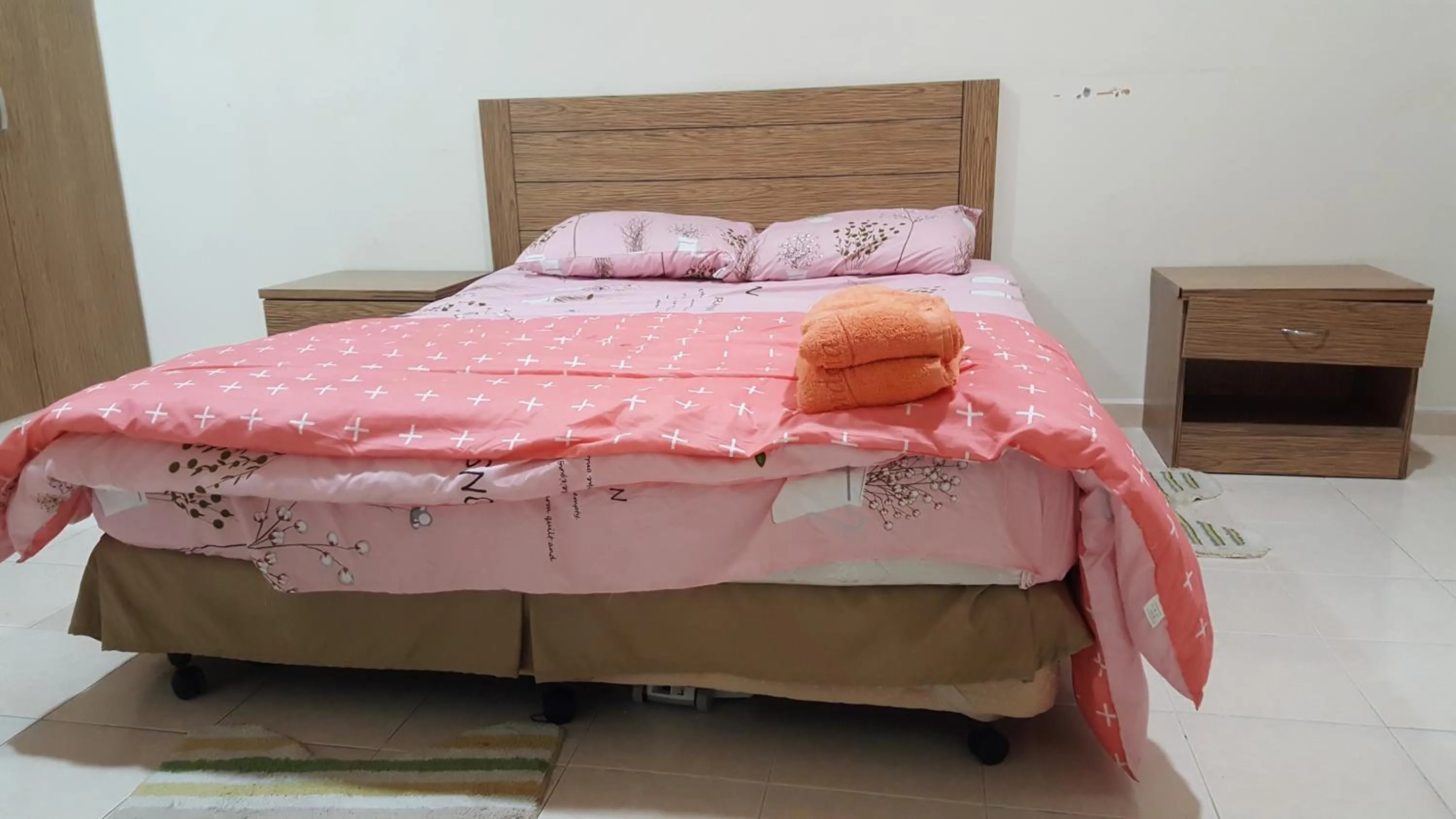 Bed in CmK STUDIO APARTMEN KTC#Netflix