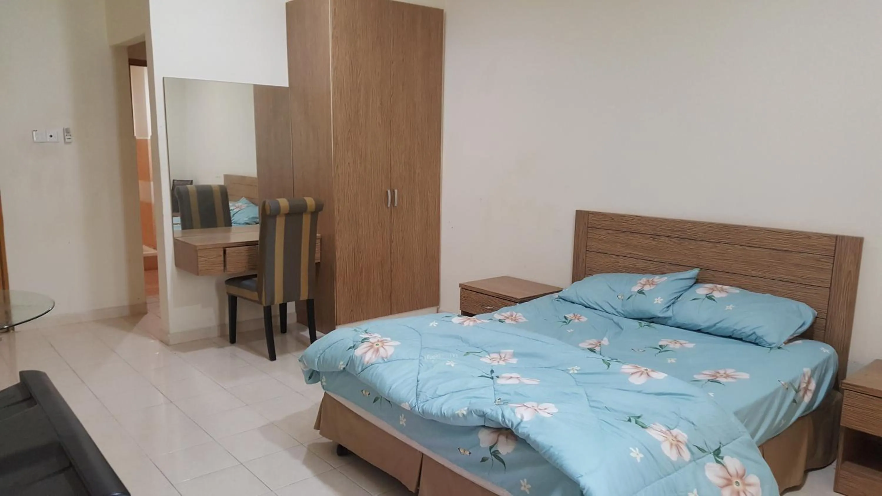 Bed in CmK STUDIO APARTMEN KTC#Netflix