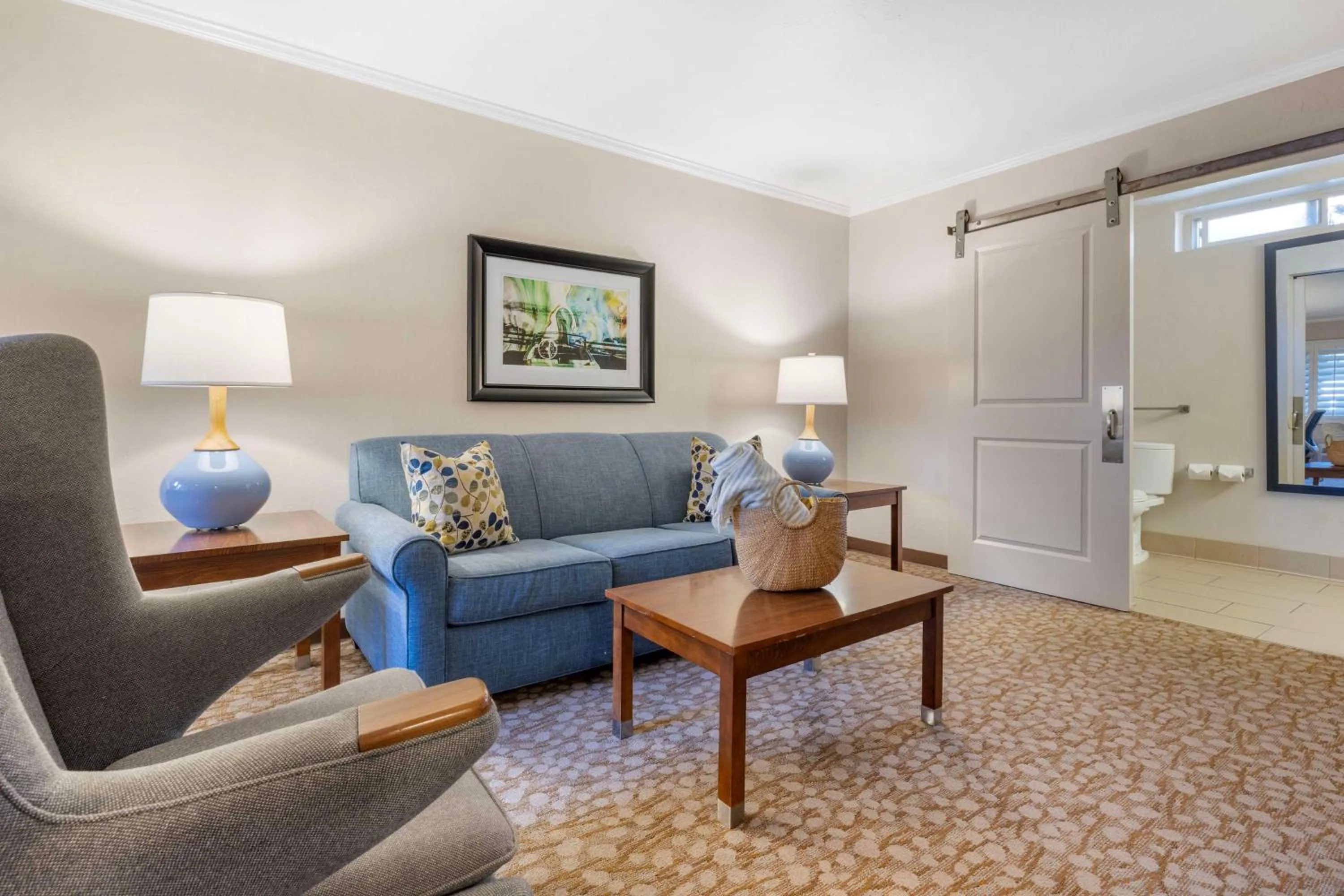 Bedroom in Best Western Plus Beach View Lodge Carlsbad