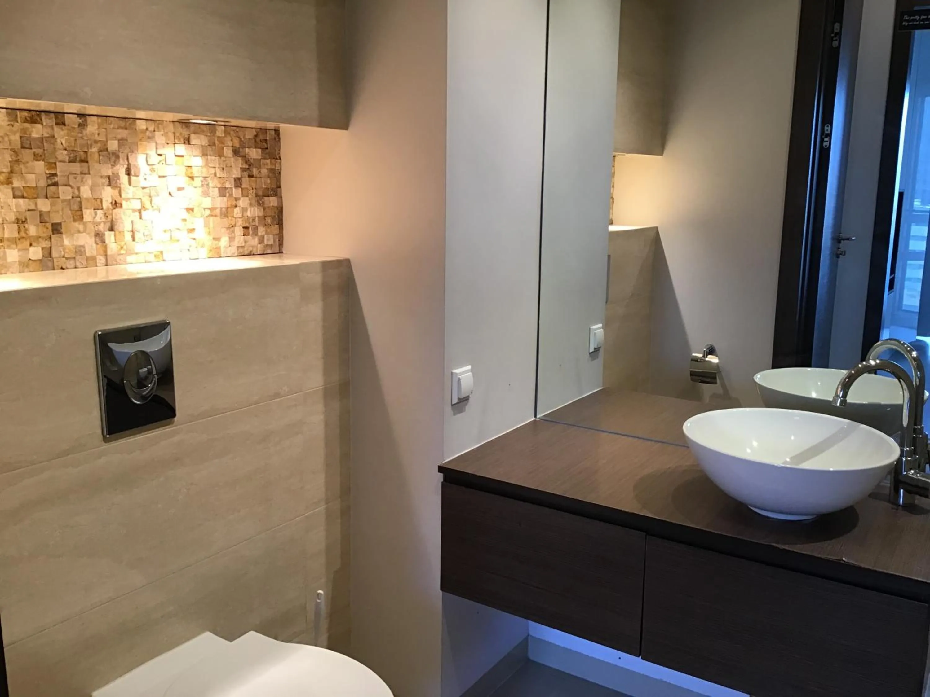 Bathroom in Platinum Towers Hotel Apartments