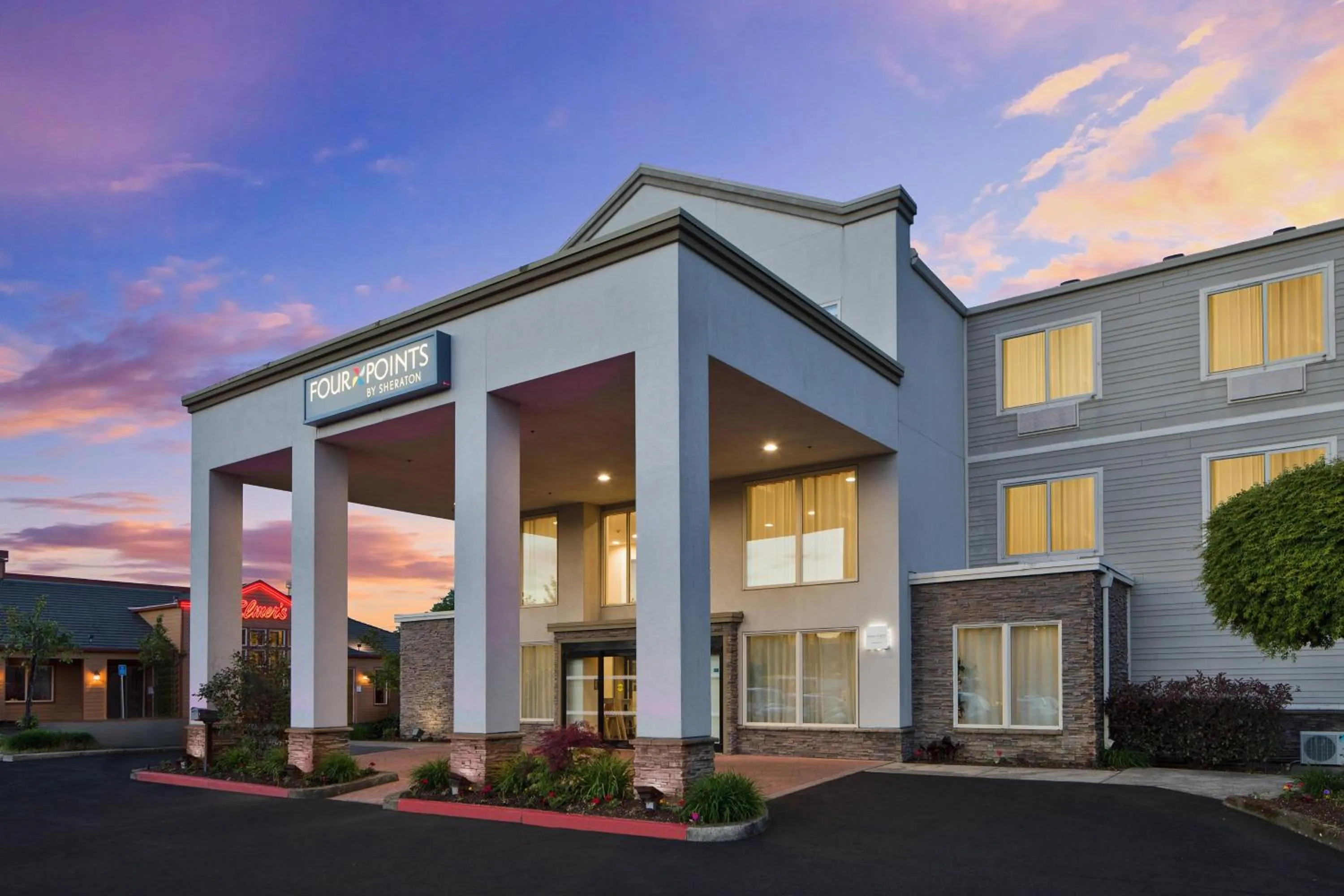 Property building in Four Points by Sheraton Portland East