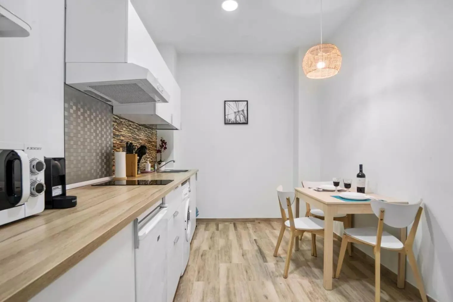 Coffee/tea facilities in Umihouse apartamentos centro Alicante