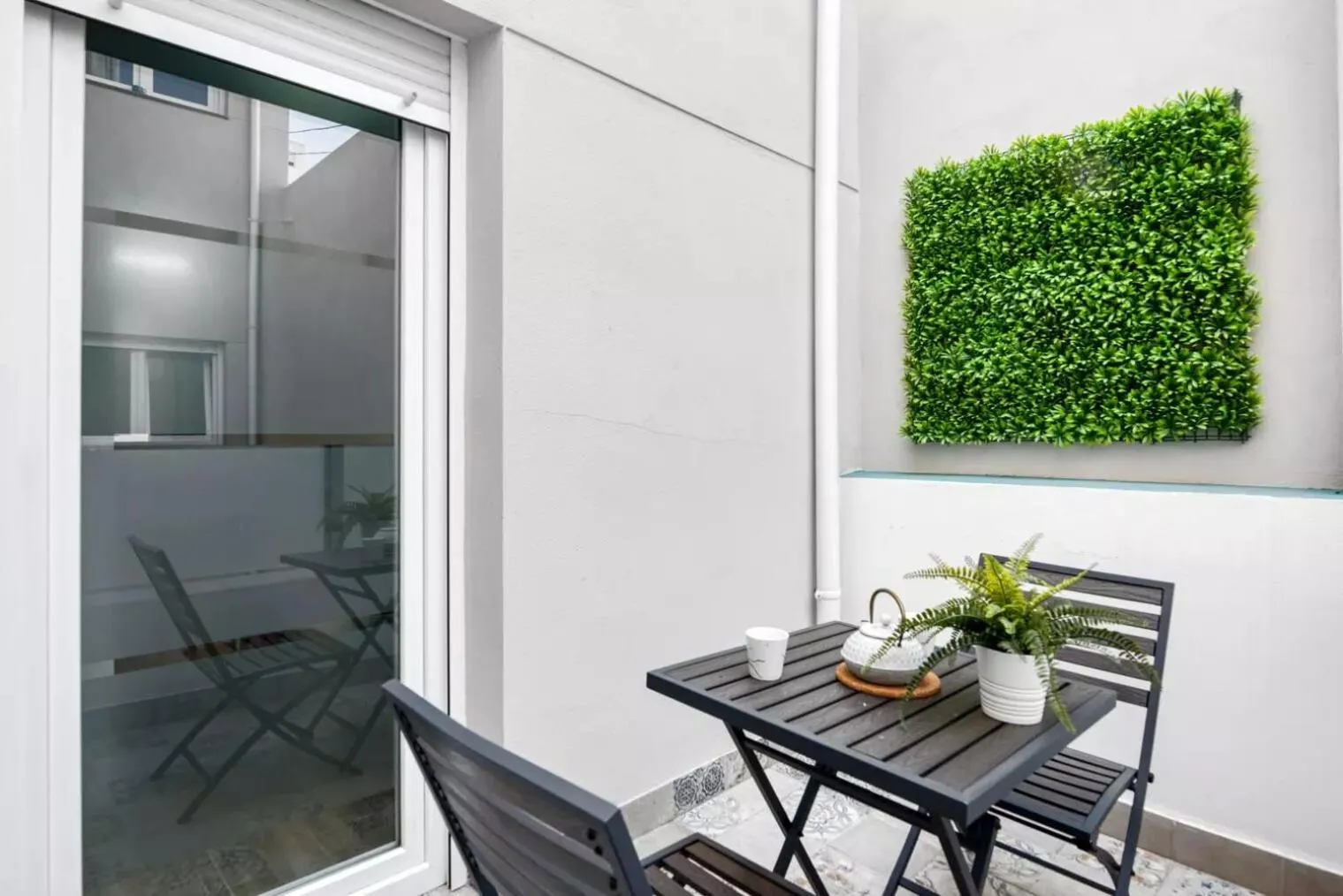 Seating area in Umihouse apartamentos centro Alicante