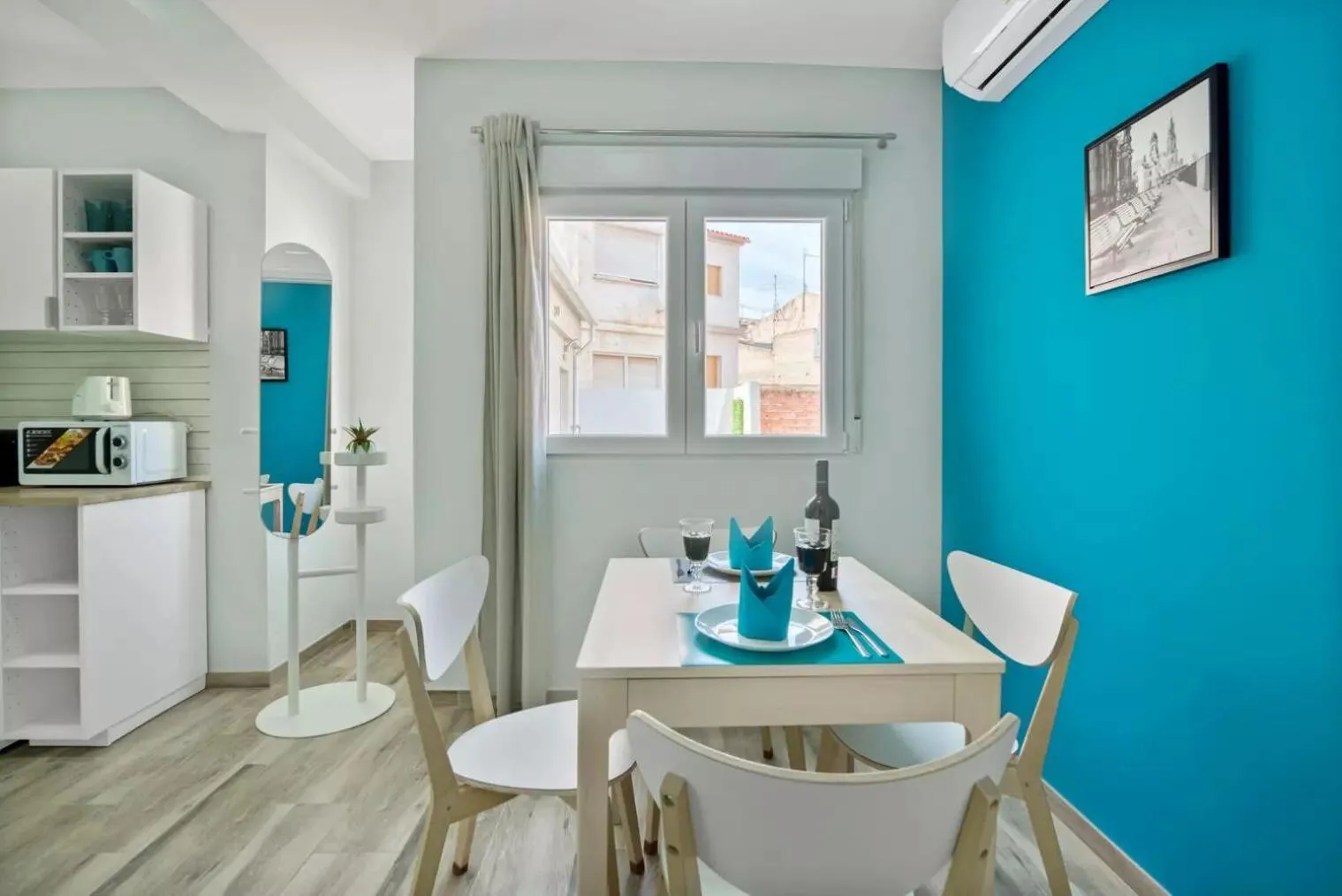 Seating area in Umihouse apartamentos centro Alicante