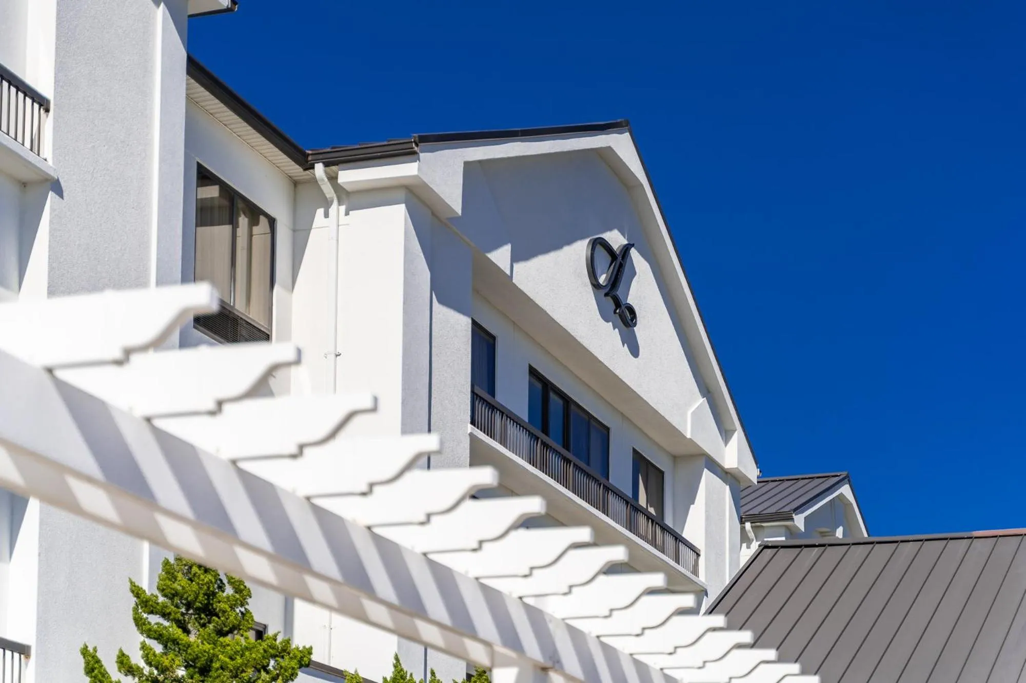 Property building in Hotel Alice