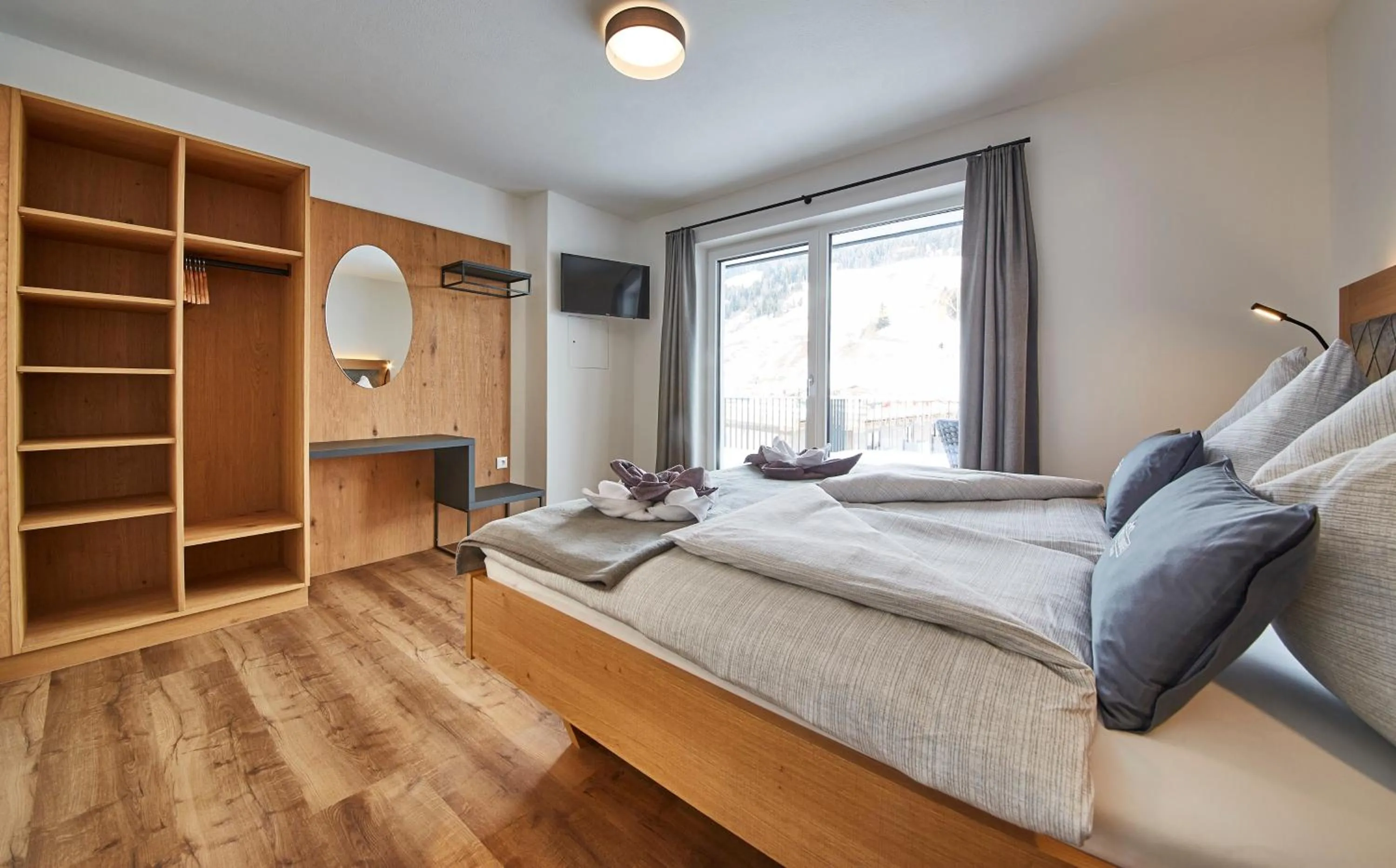 Photo of the whole room, Bed in Wiesl Lodge Saalbach