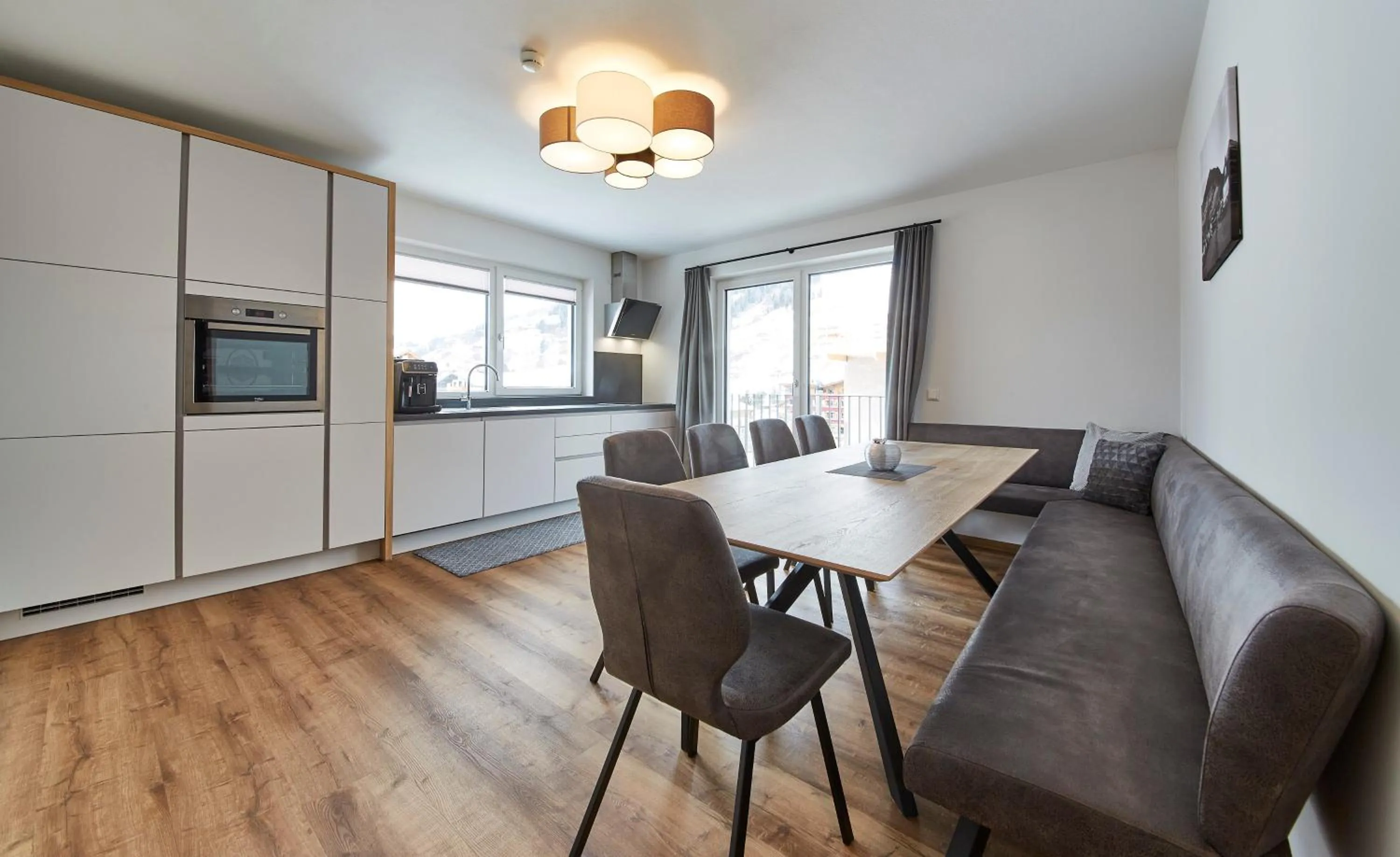 Dining area in Wiesl Lodge Saalbach