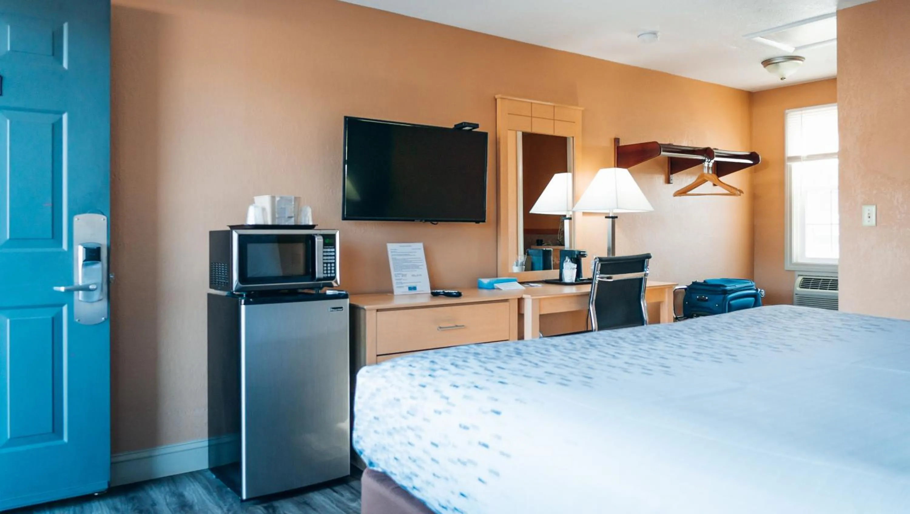 TV and multimedia, Bed in Quiet Corner Inn